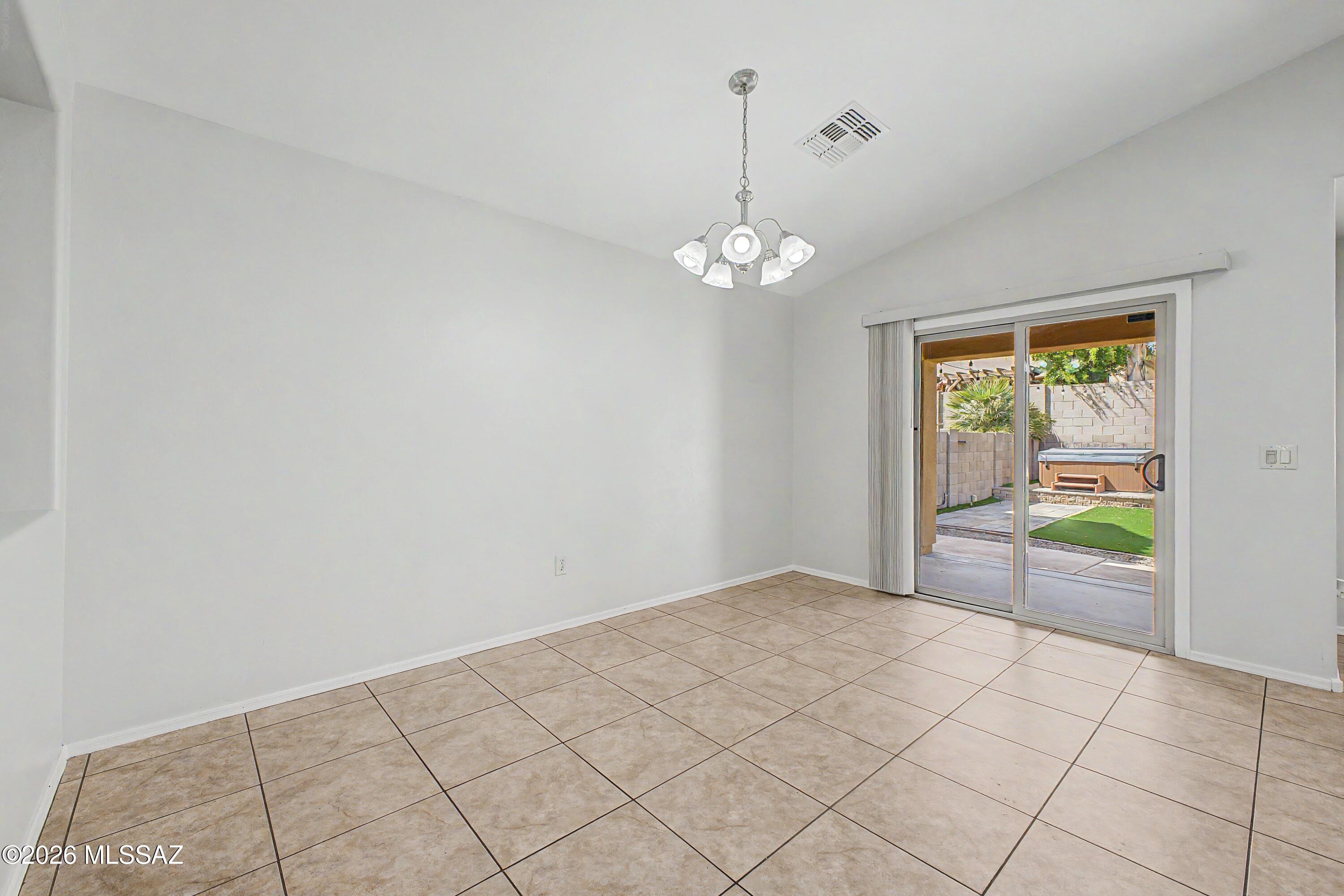 Somerset Canyon Neighborhood 10, Par. X,Y - Residential Lease