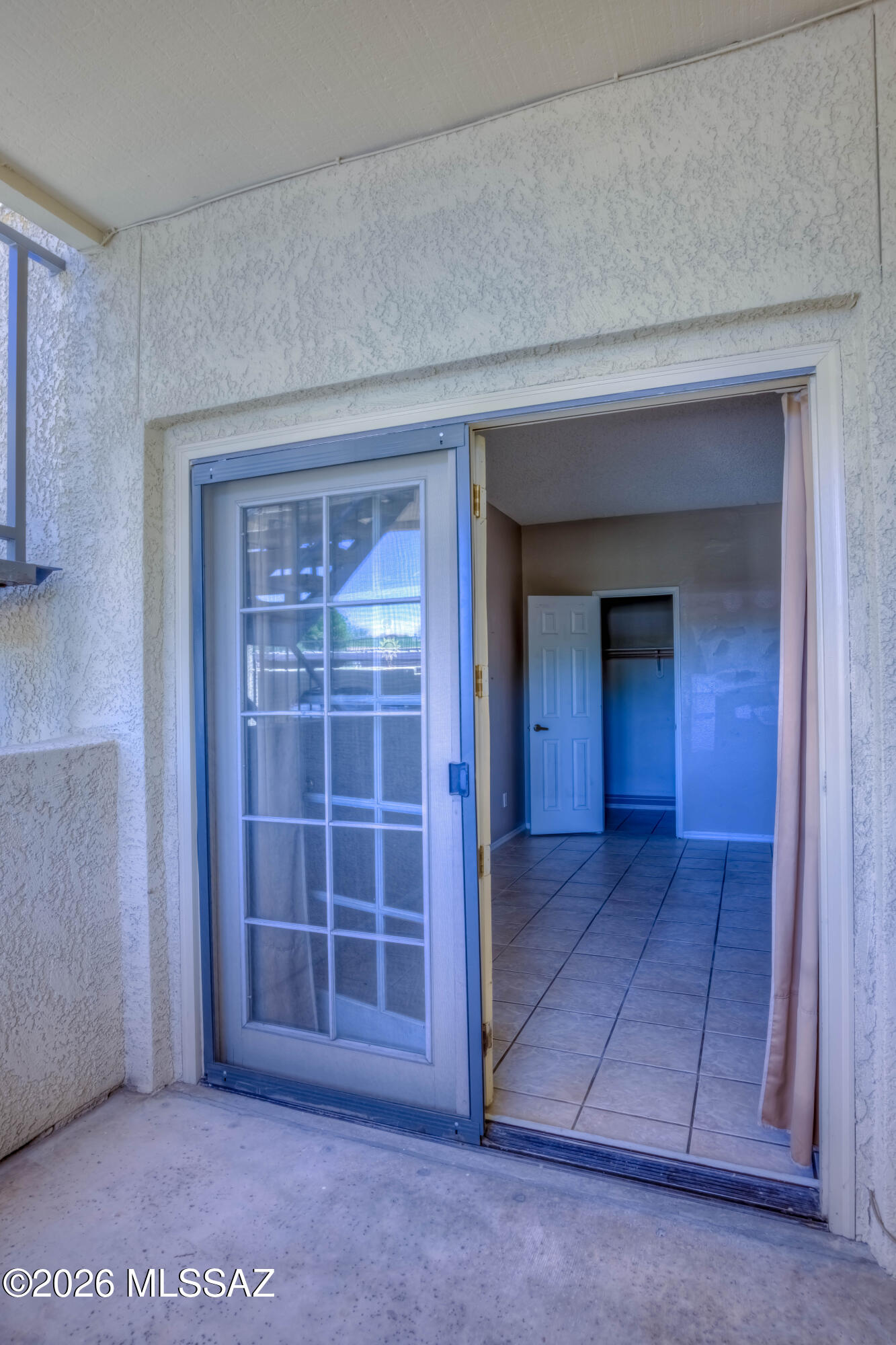 Casitas Real Condos. - Residential