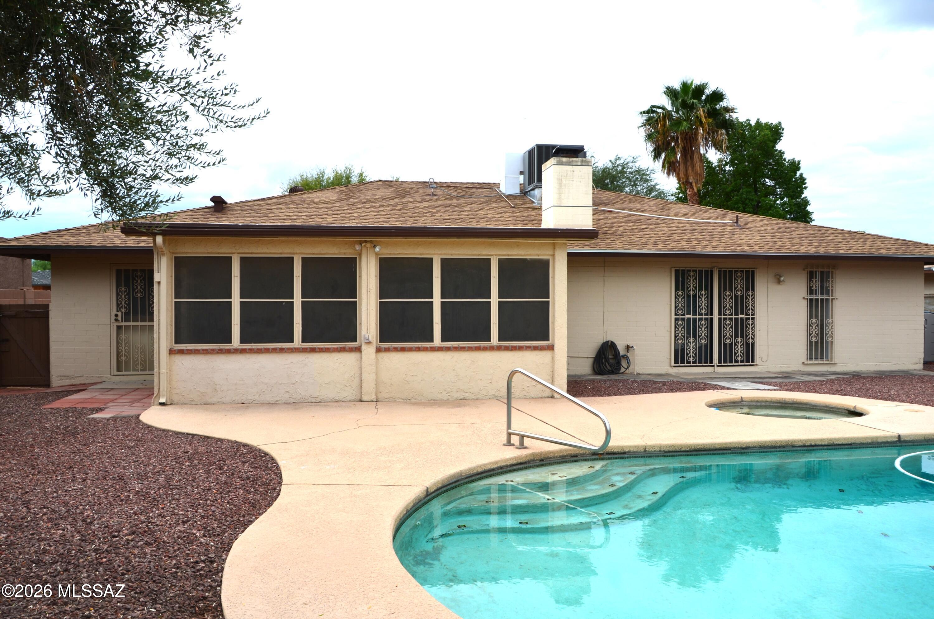 Vista Del Rio (1-217) - Residential
