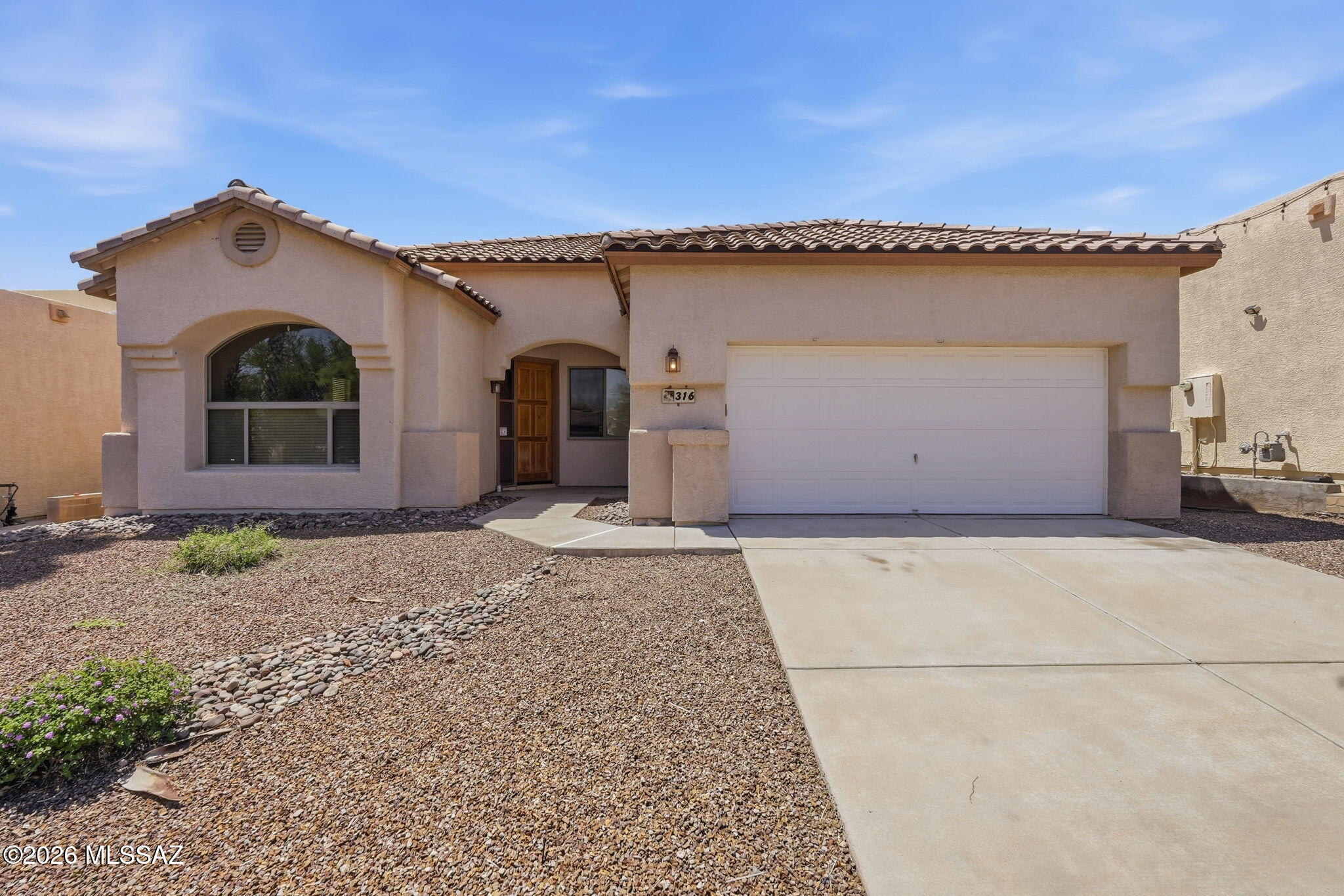 Priced to reflect cosmetic updates, this inviting single-story home offers excellent potential to personalize to your tastes. Highlights include newer vinyl plank floors throughout and a refreshed primary shower. Situated in a friendly, well-located neighborhood, the home is conveniently close to shopping, dining, and freeway access. With no age restriction and comfortable one-level living, it's a great opportunity for buyers seeking convenience and value.