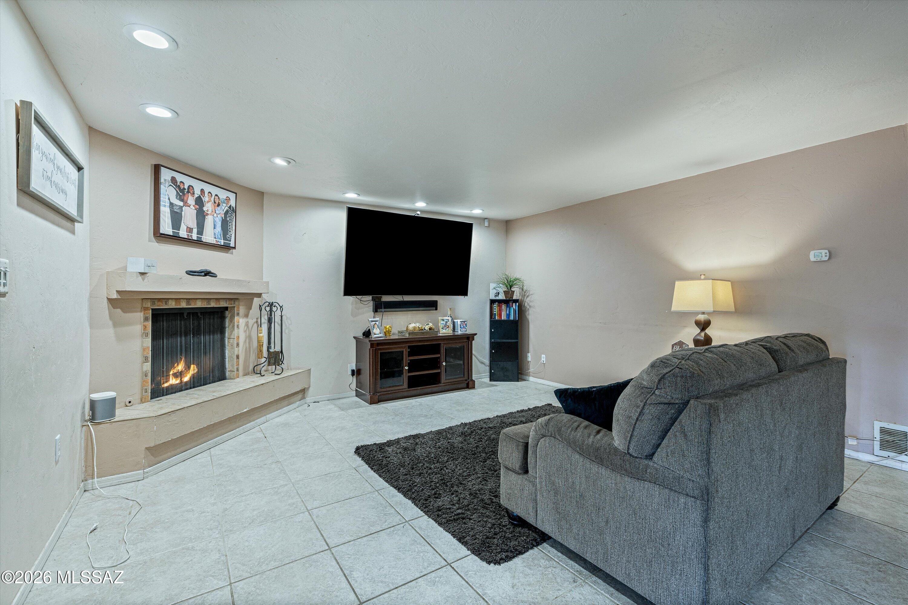 Oracle Foothills Estates NO. 7 (301-383) - Residential