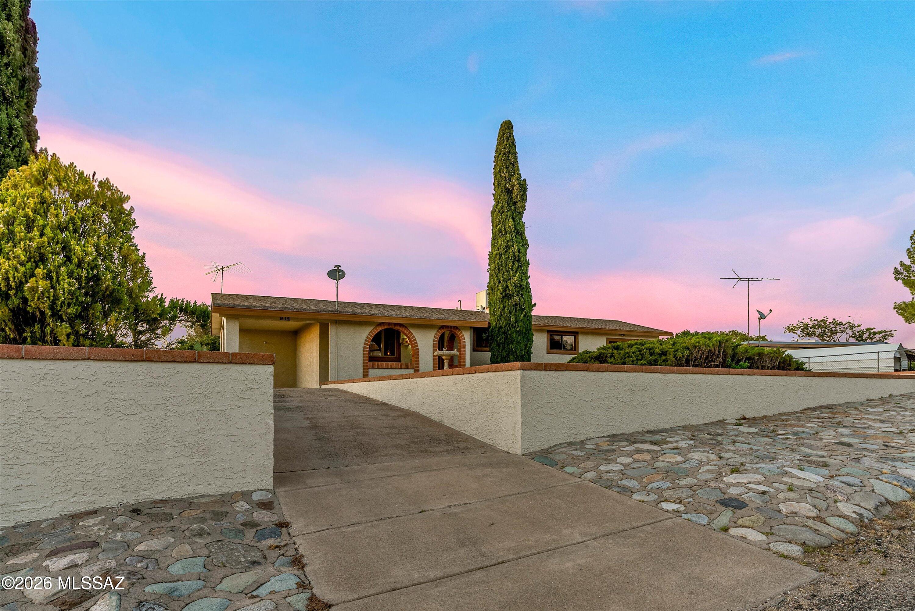Los Robles Estates - Residential