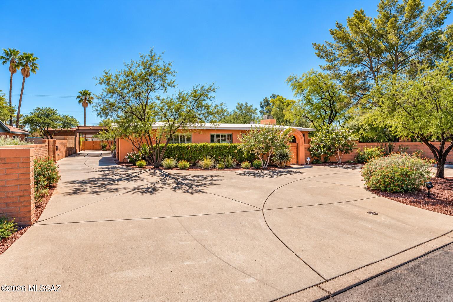 Wilshire Heights - Residential
