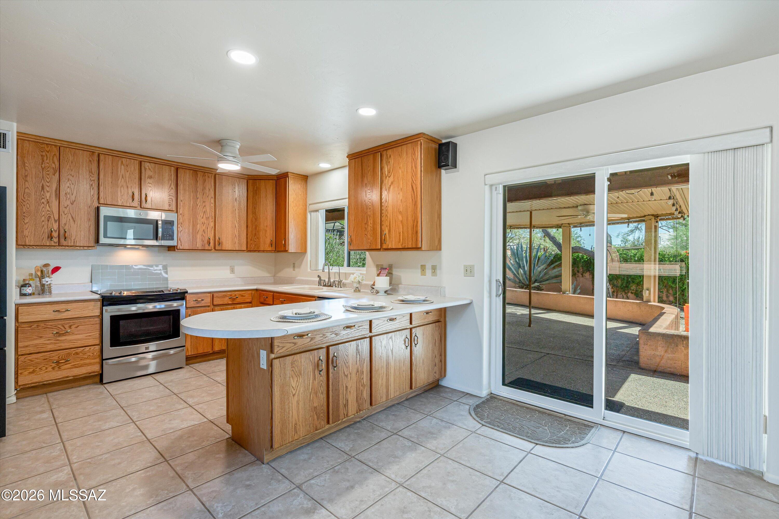 Wilshire Heights - Residential