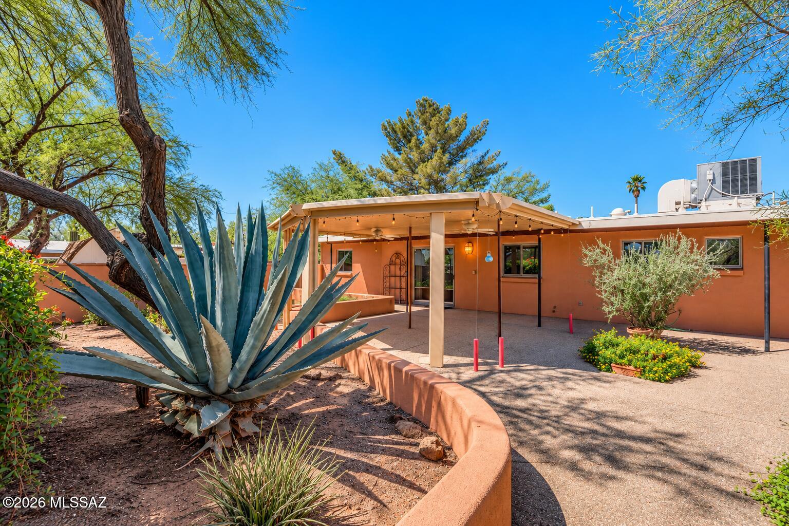Wilshire Heights - Residential