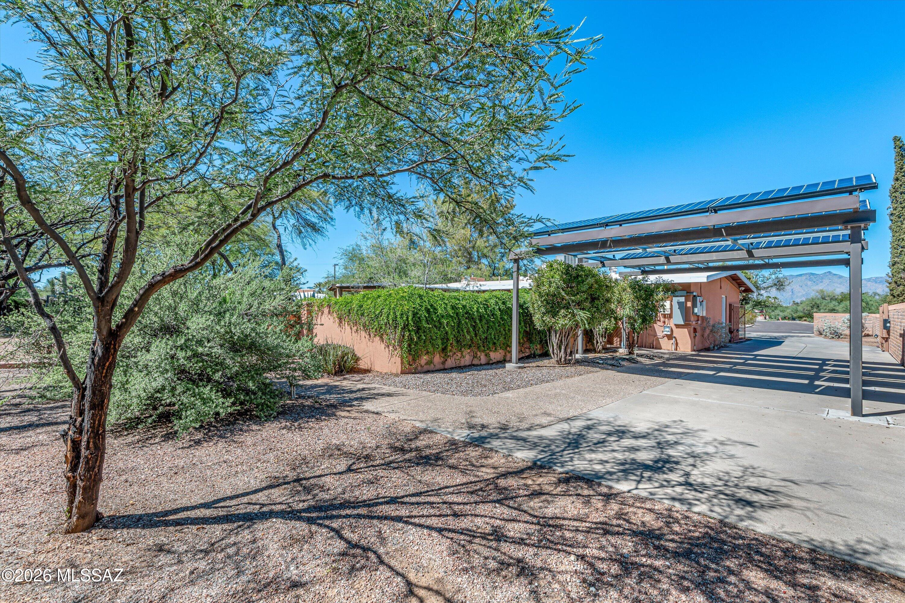 Wilshire Heights - Residential