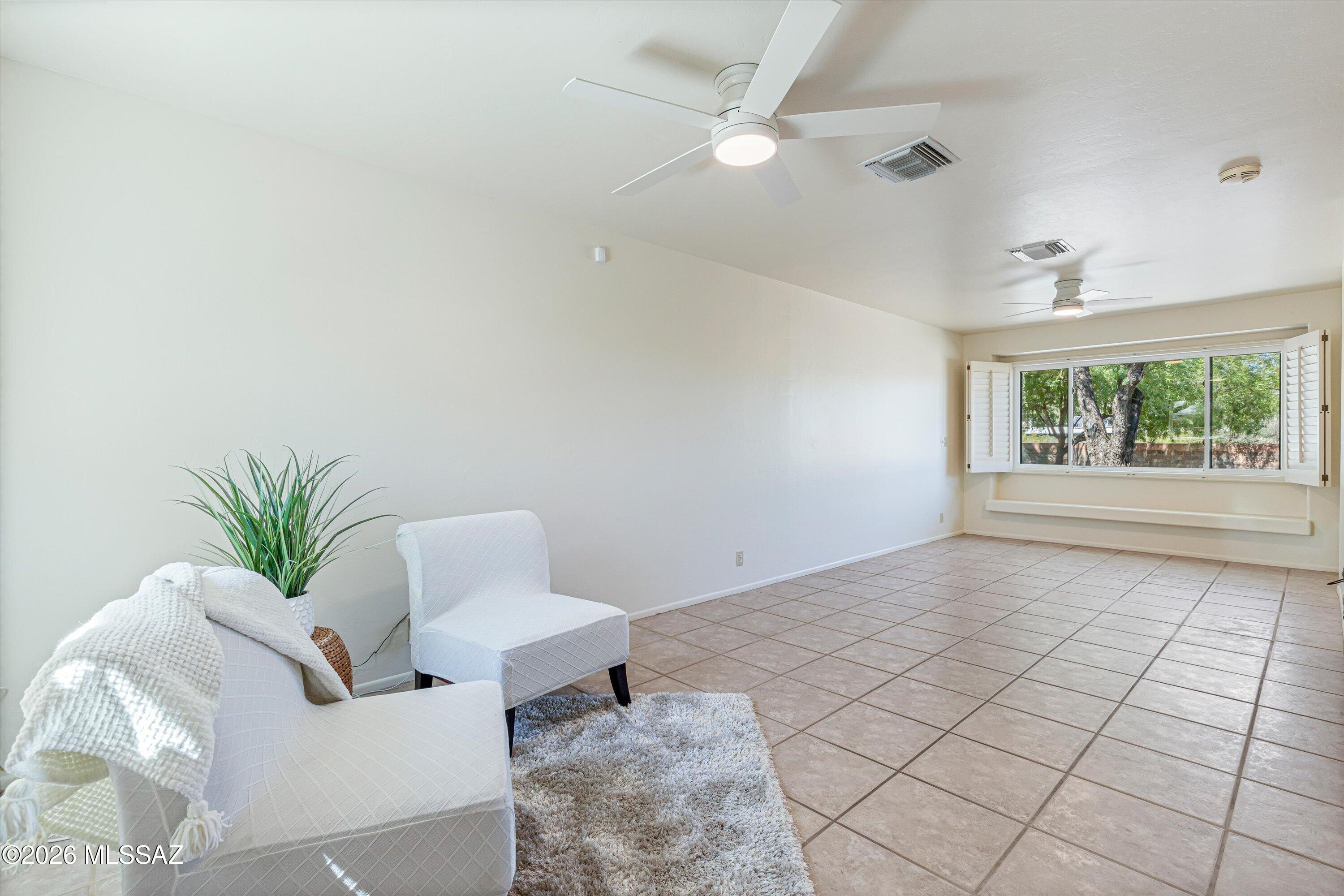 Wilshire Heights - Residential