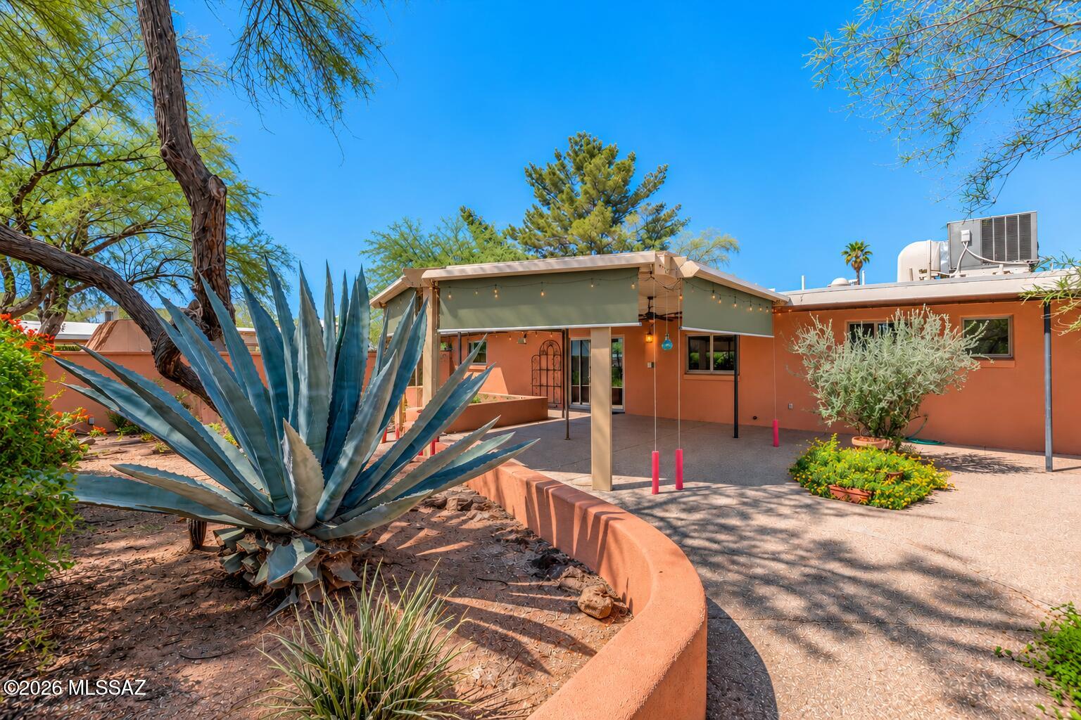 Wilshire Heights - Residential