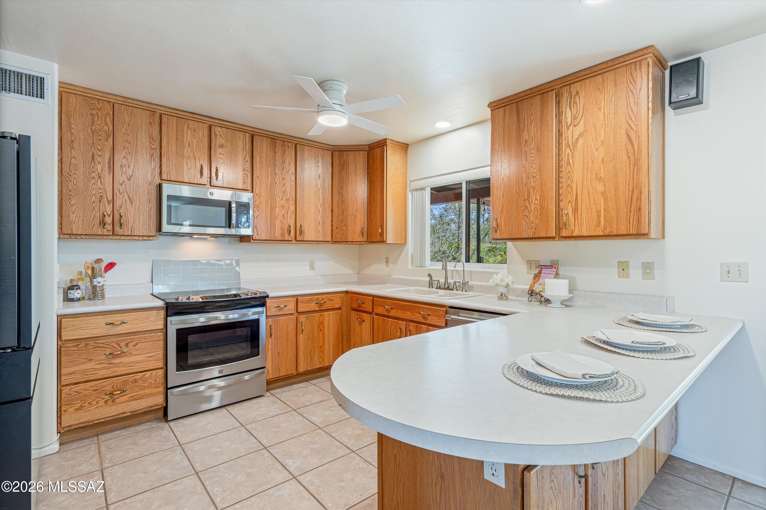 Wilshire Heights - Residential