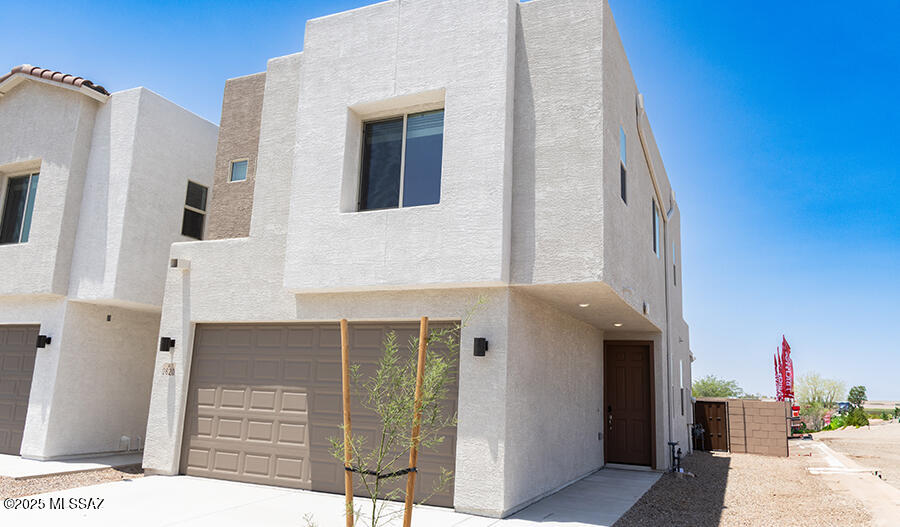 Rivendell Twnhss (1-46) - Residential