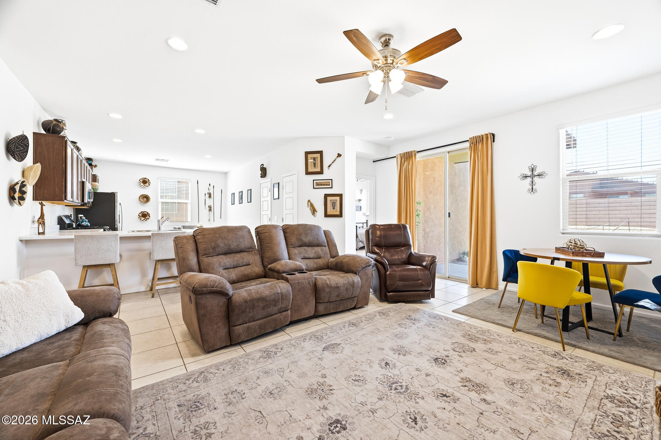 Entrada Del Pueblo - Residential