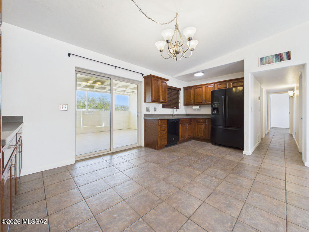 Rancho Del Este (1-128) - Residential