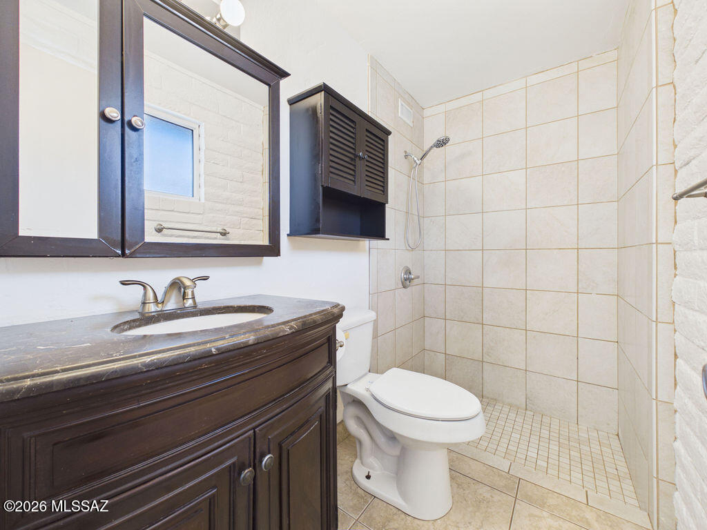 Rancho Del Este (1-128) - Residential