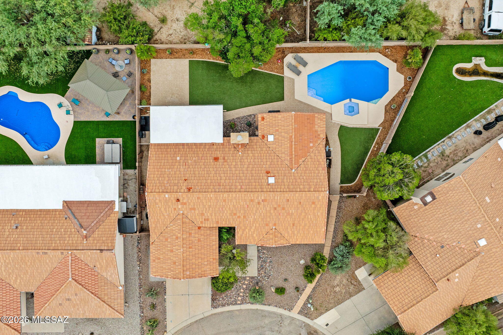Nueve Campanas (1-9) - Residential