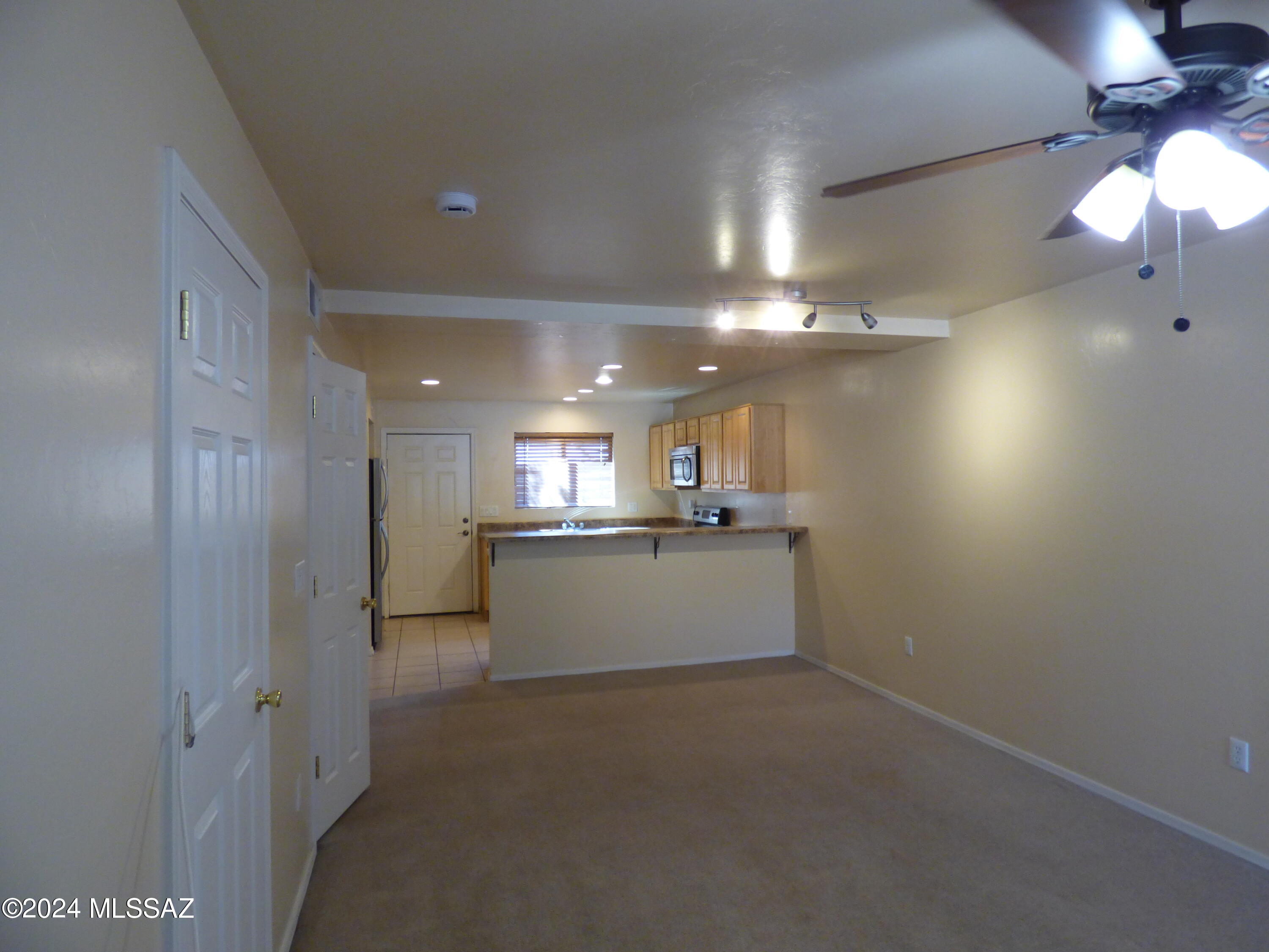 Riverside Park - Residential Lease