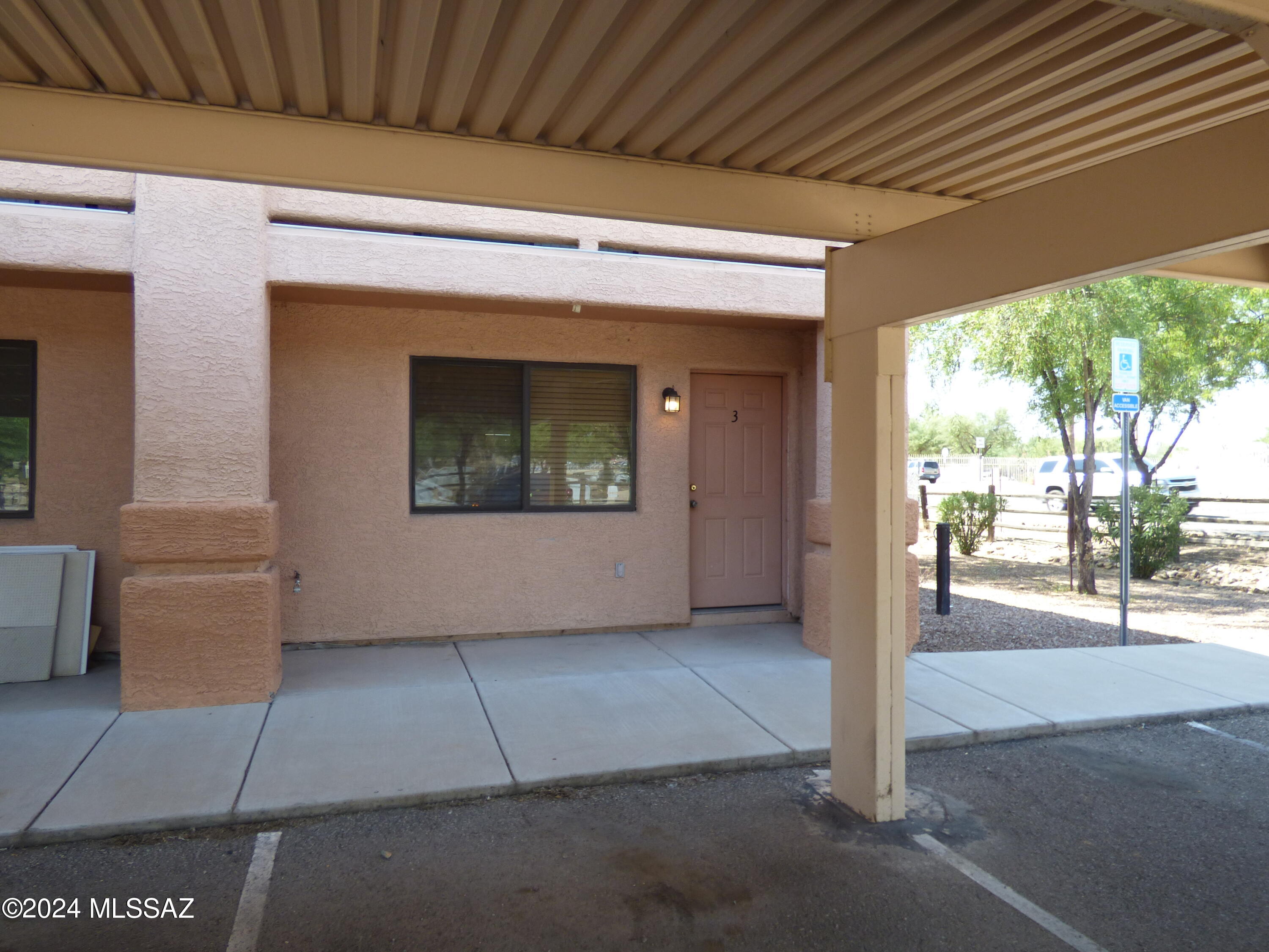Riverside Park - Residential Lease