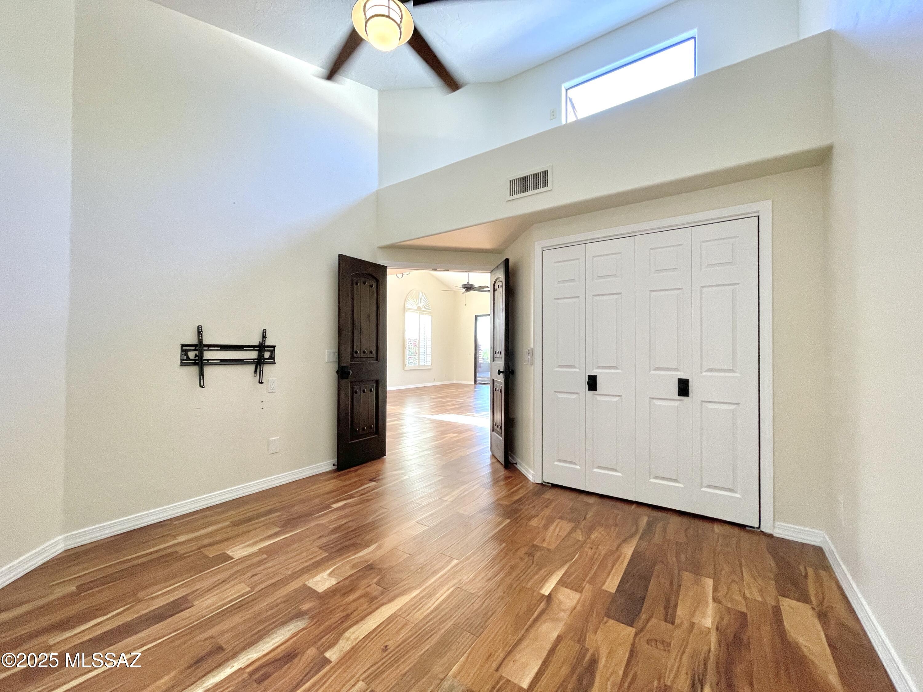 Ventana Serena (1-46) - Residential Lease