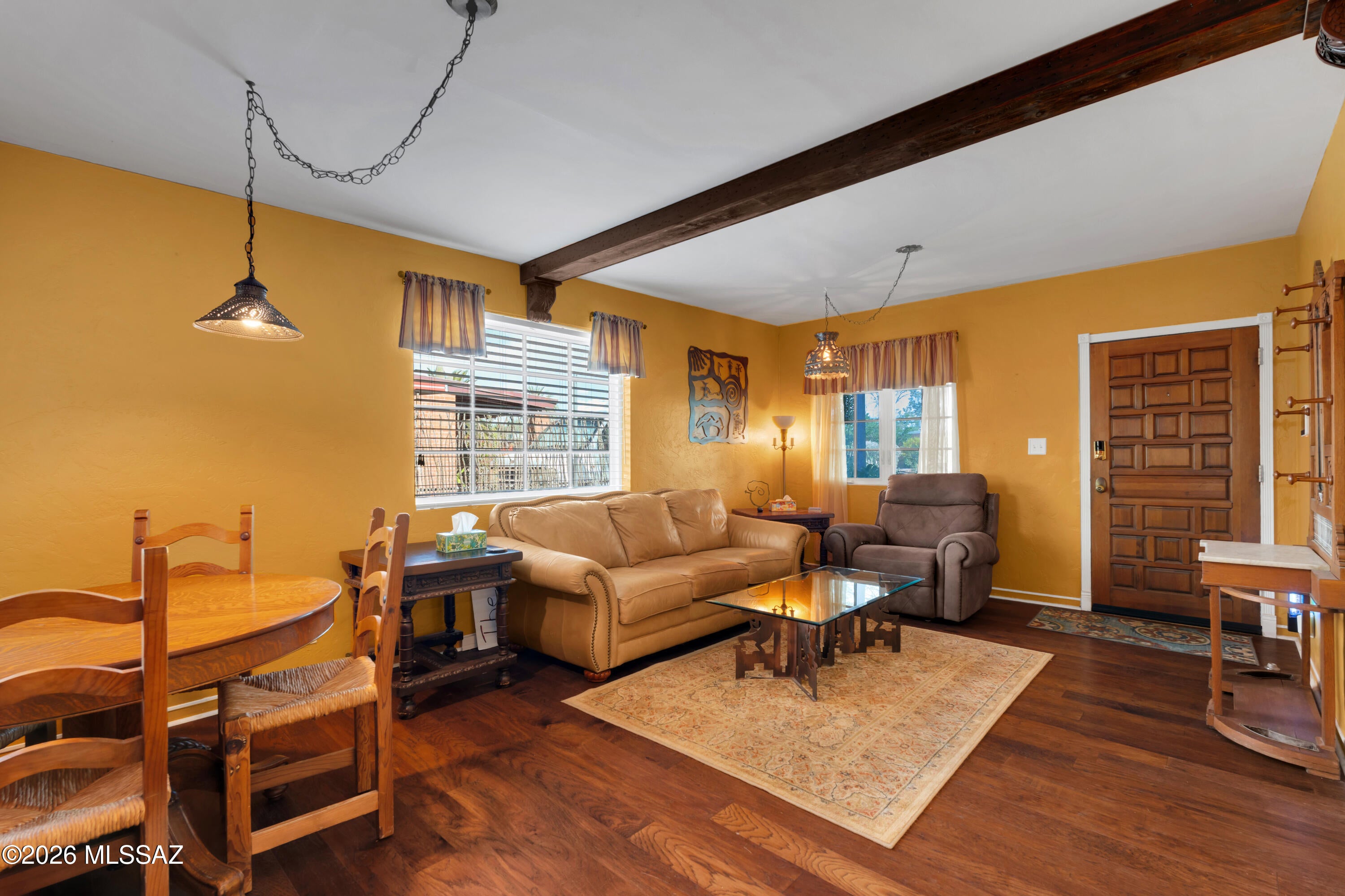 Country Club Manor - Residential
