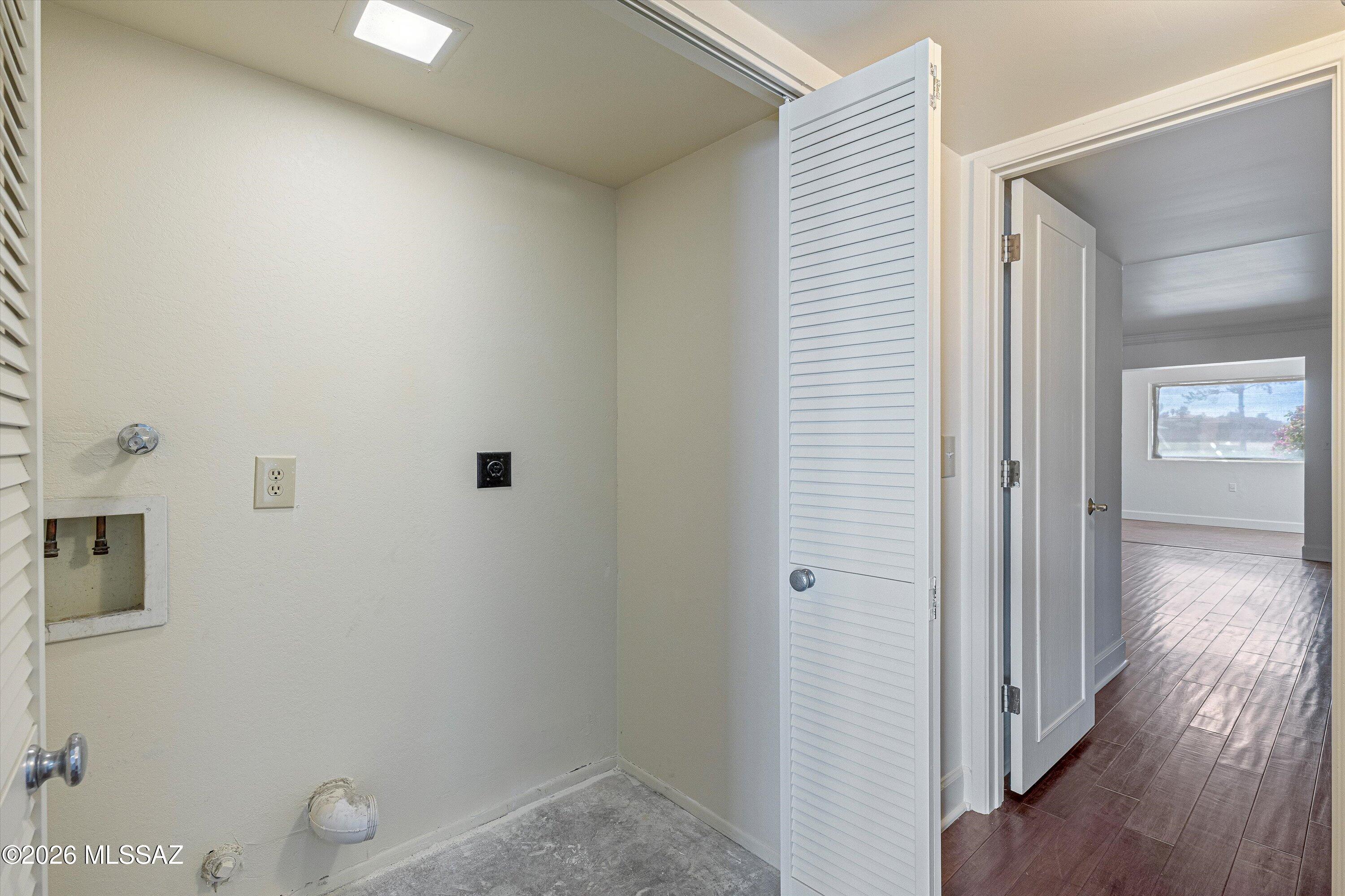 El Dorado Townhomes - Residential
