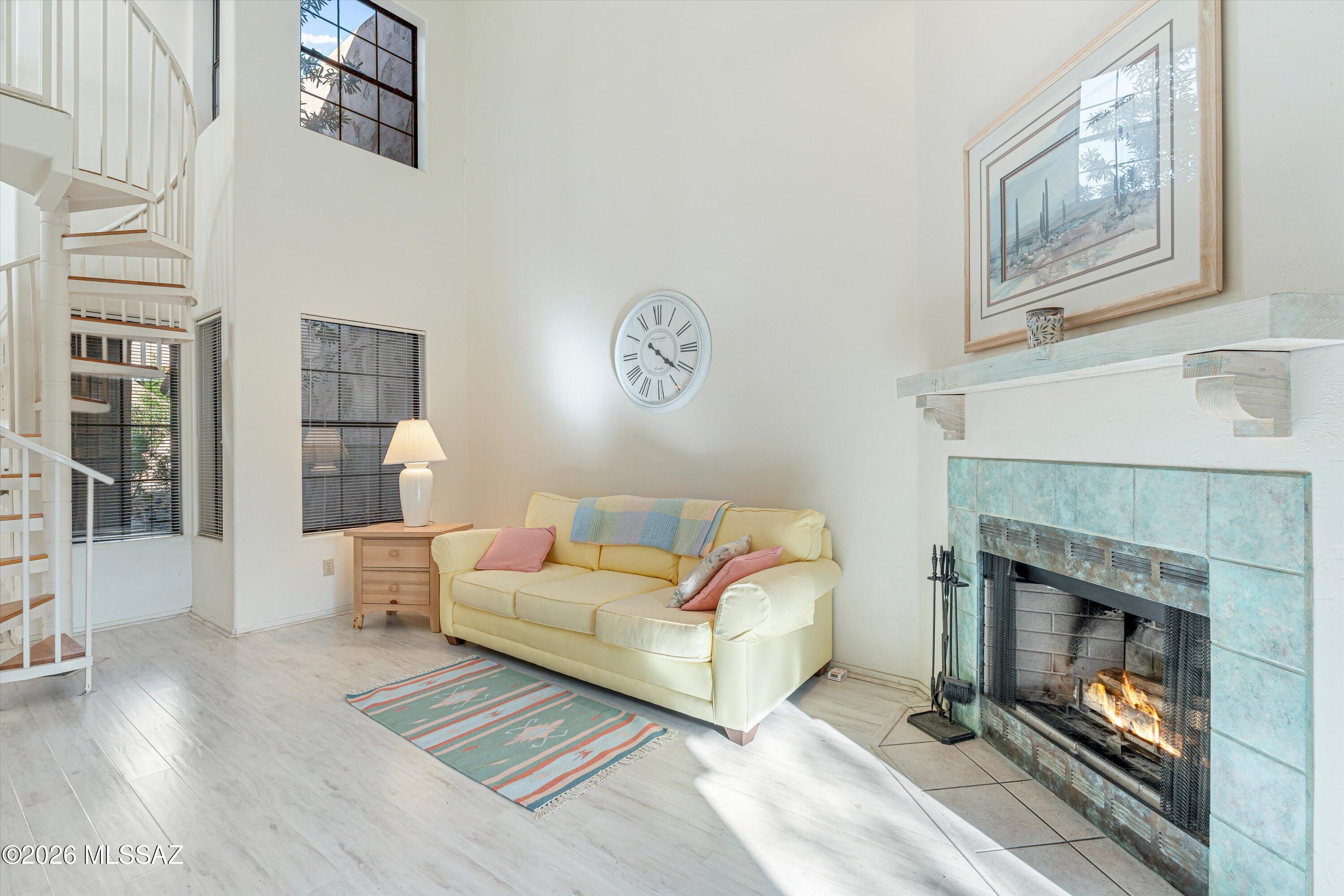 Ventana De Sabino North (1-127) - Residential