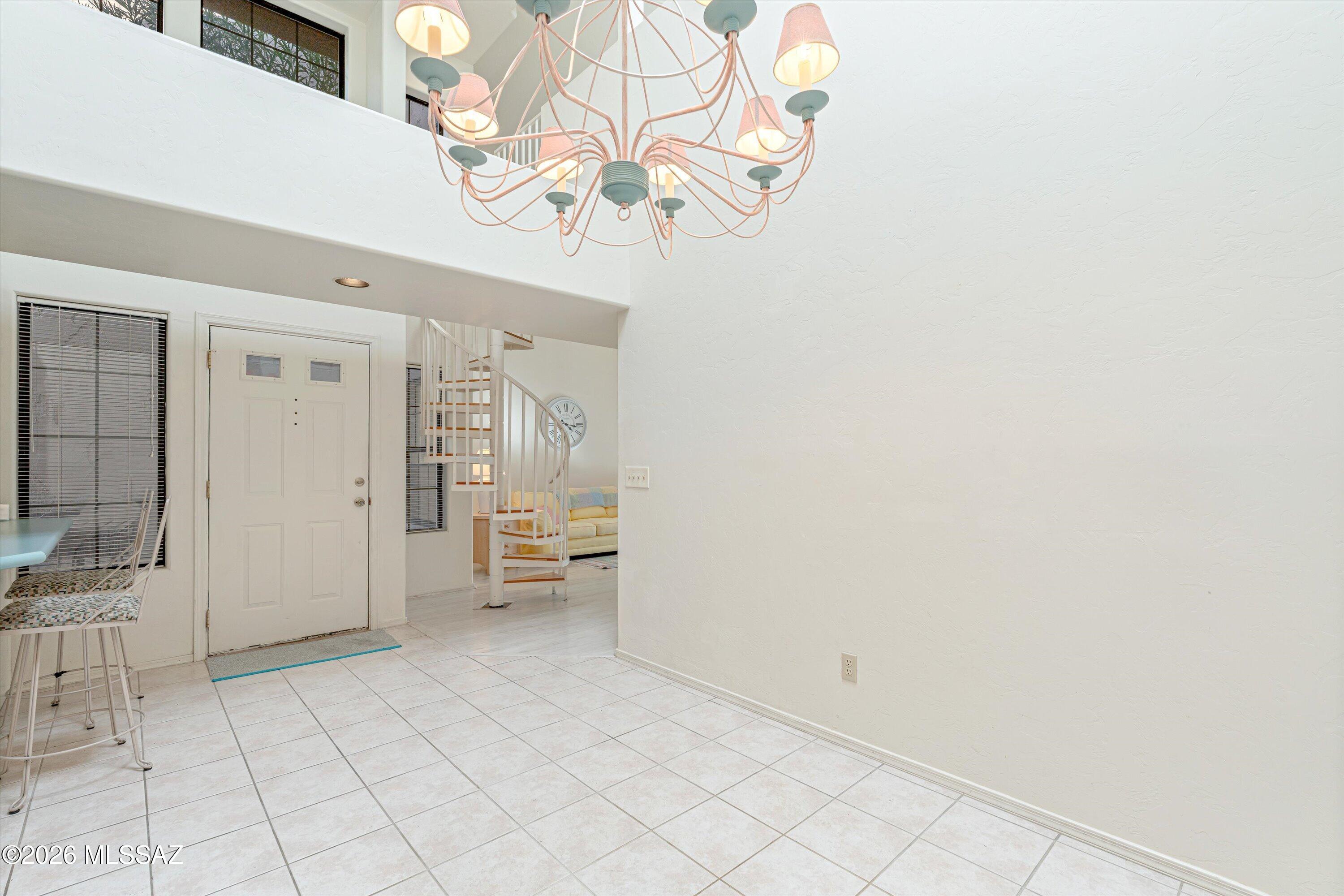 Ventana De Sabino North (1-127) - Residential