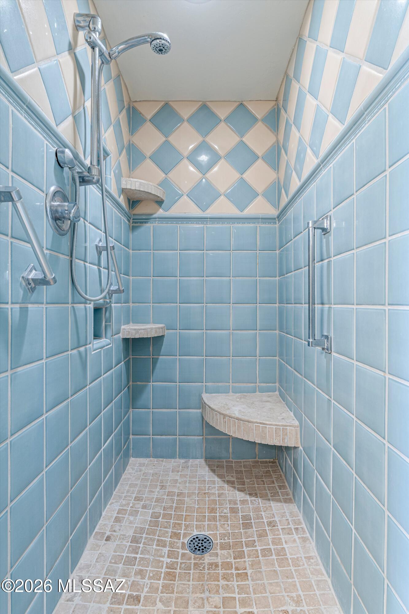 Ventana De Sabino North (1-127) - Residential