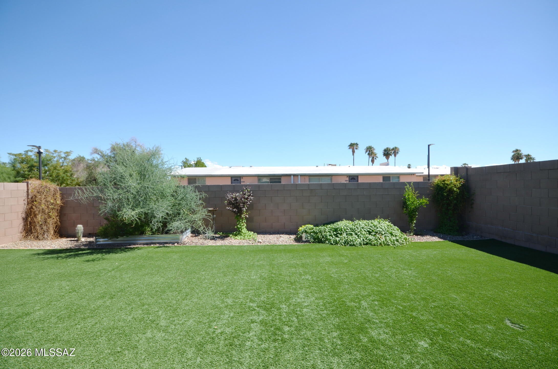 Desert Point 2 - Residential