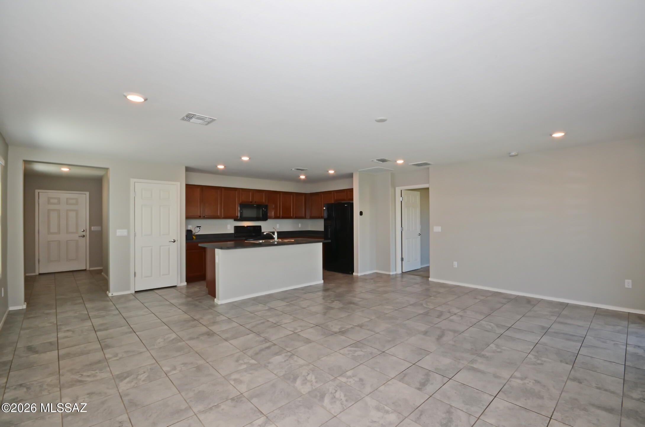 Desert Point 2 - Residential