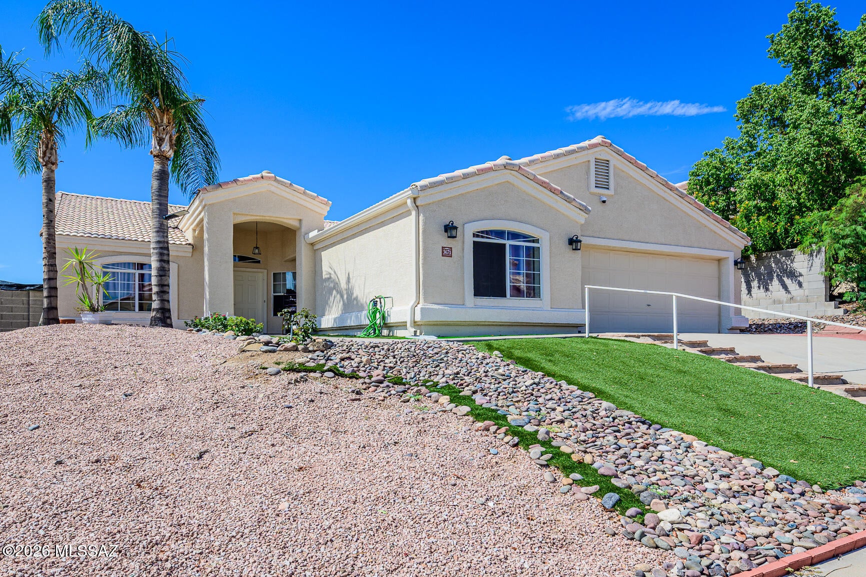 Thornydale Terrace(1-104) - Residential