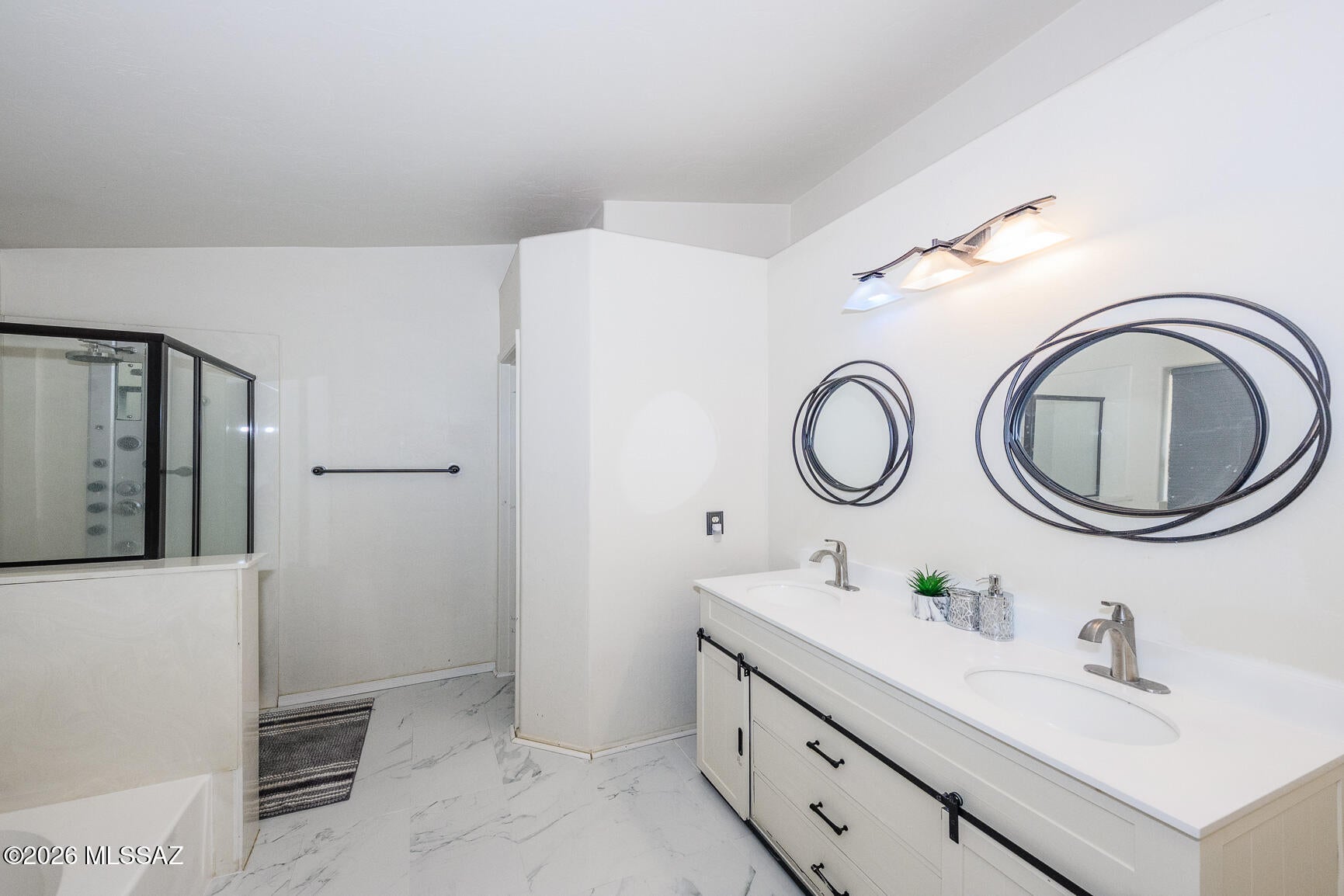 Thornydale Terrace(1-104) - Residential