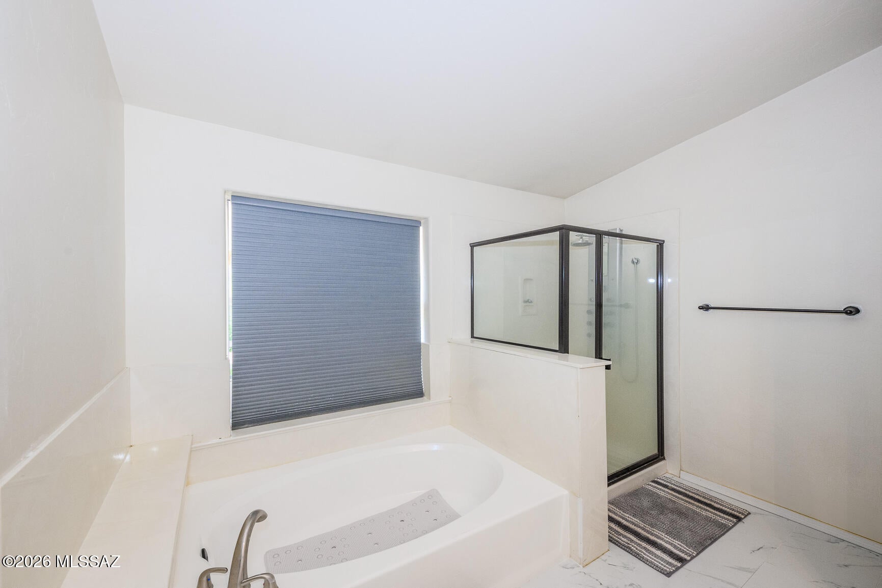 Thornydale Terrace(1-104) - Residential