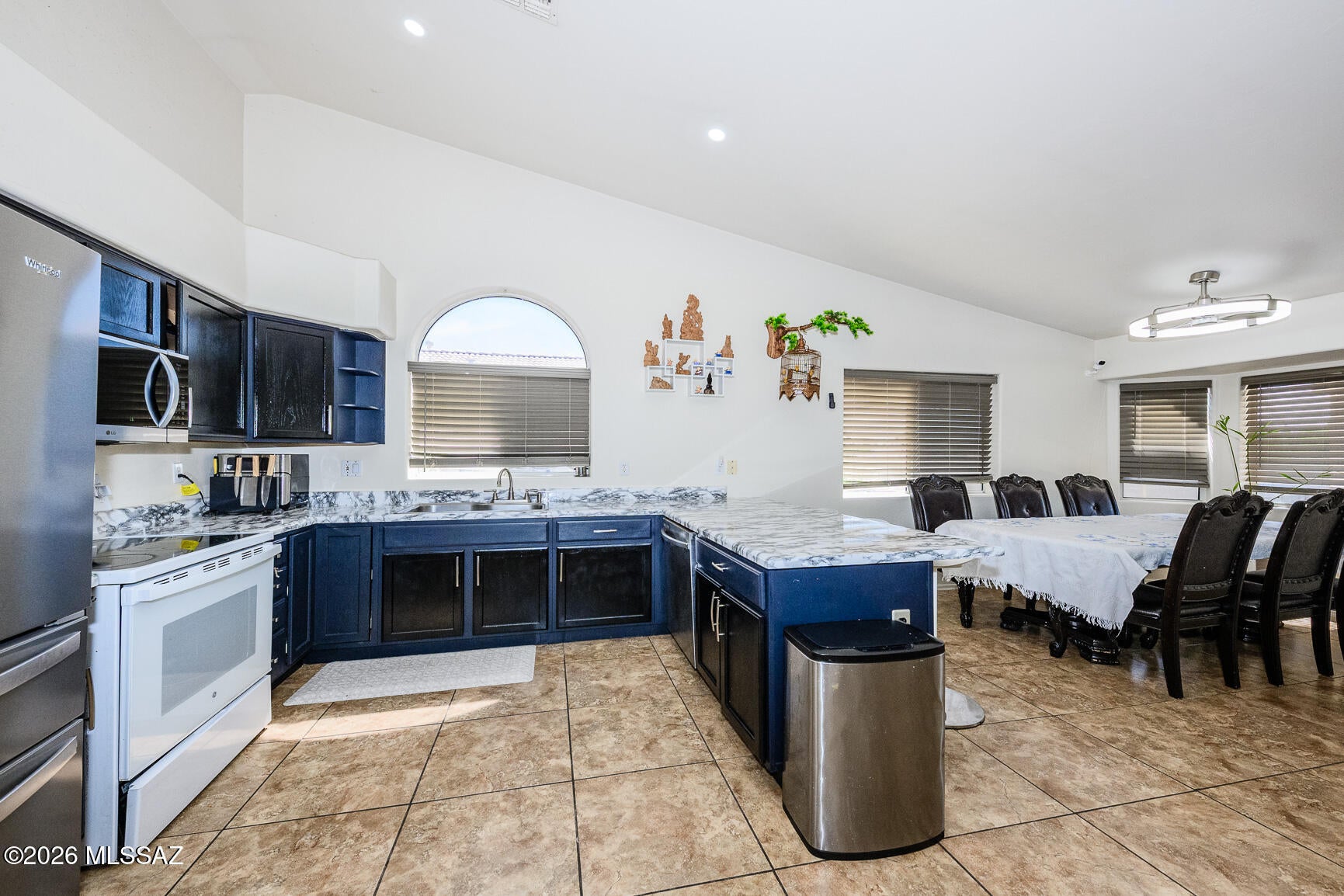 Thornydale Terrace(1-104) - Residential