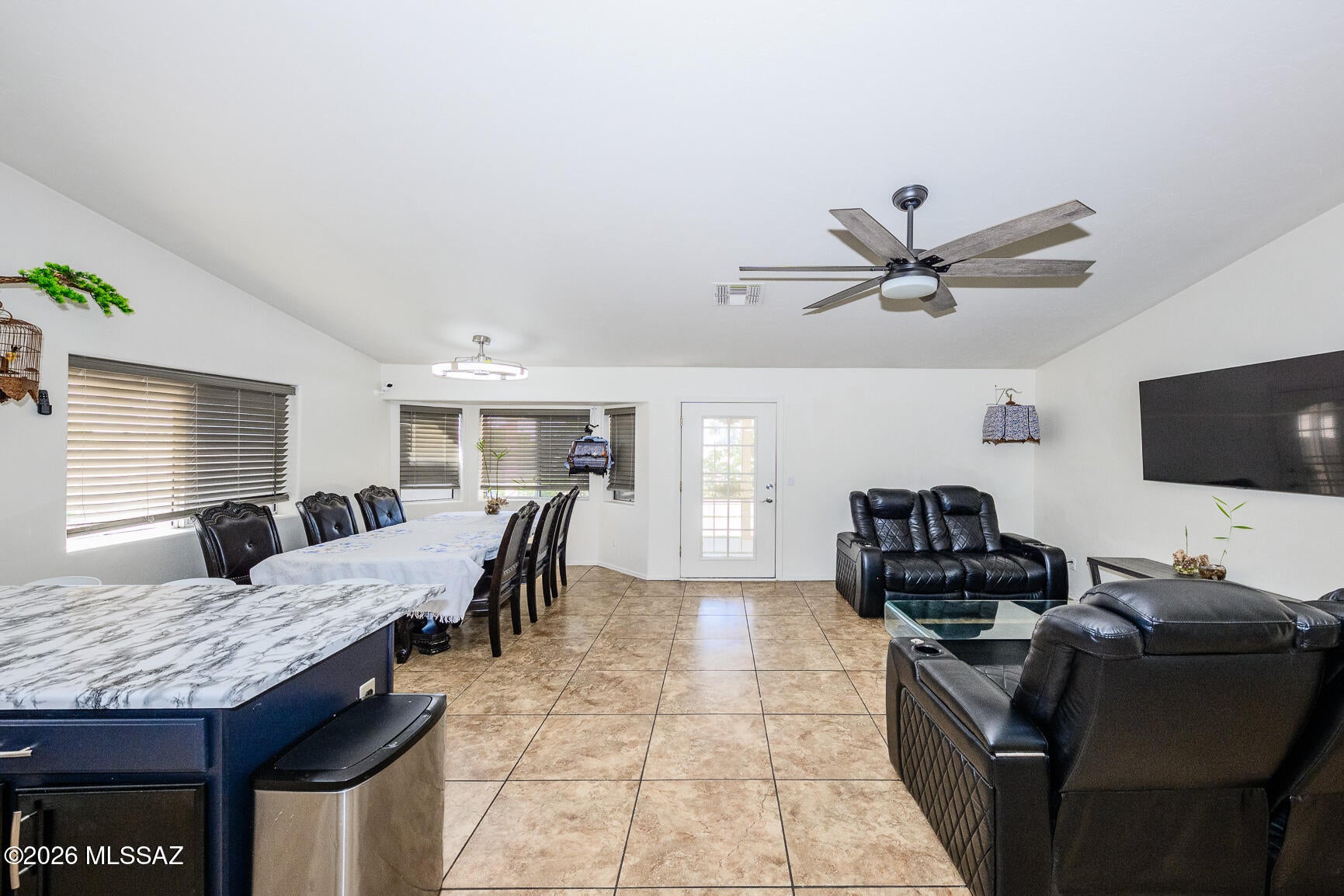 Thornydale Terrace(1-104) - Residential