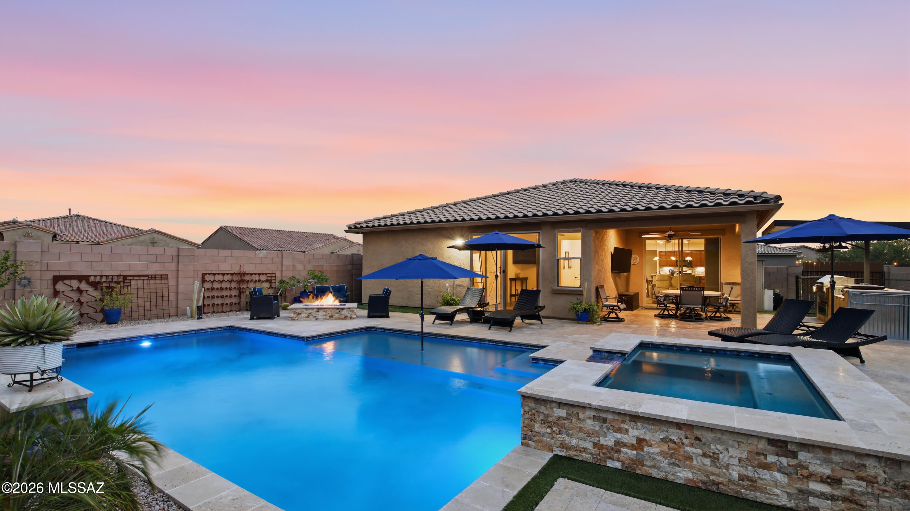 Desert Oasis At Twin Peaks - Residential