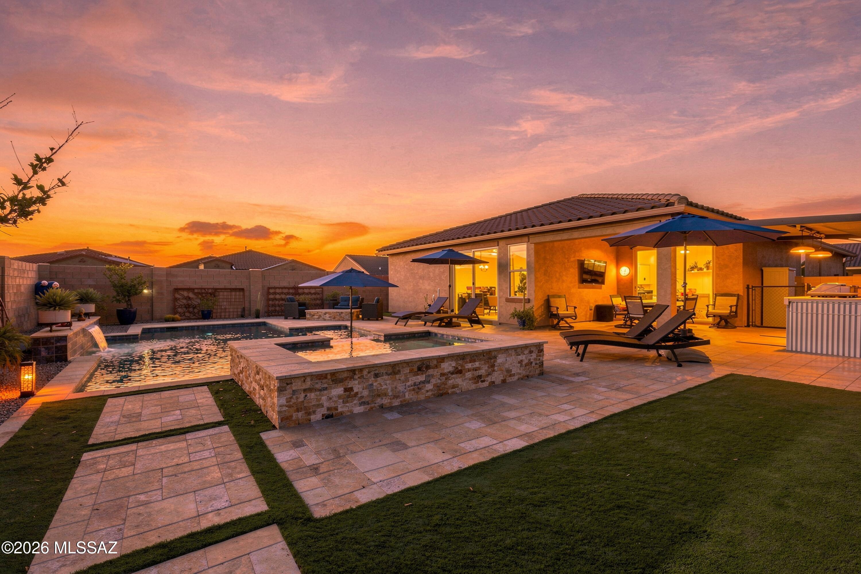 Desert Oasis At Twin Peaks - Residential