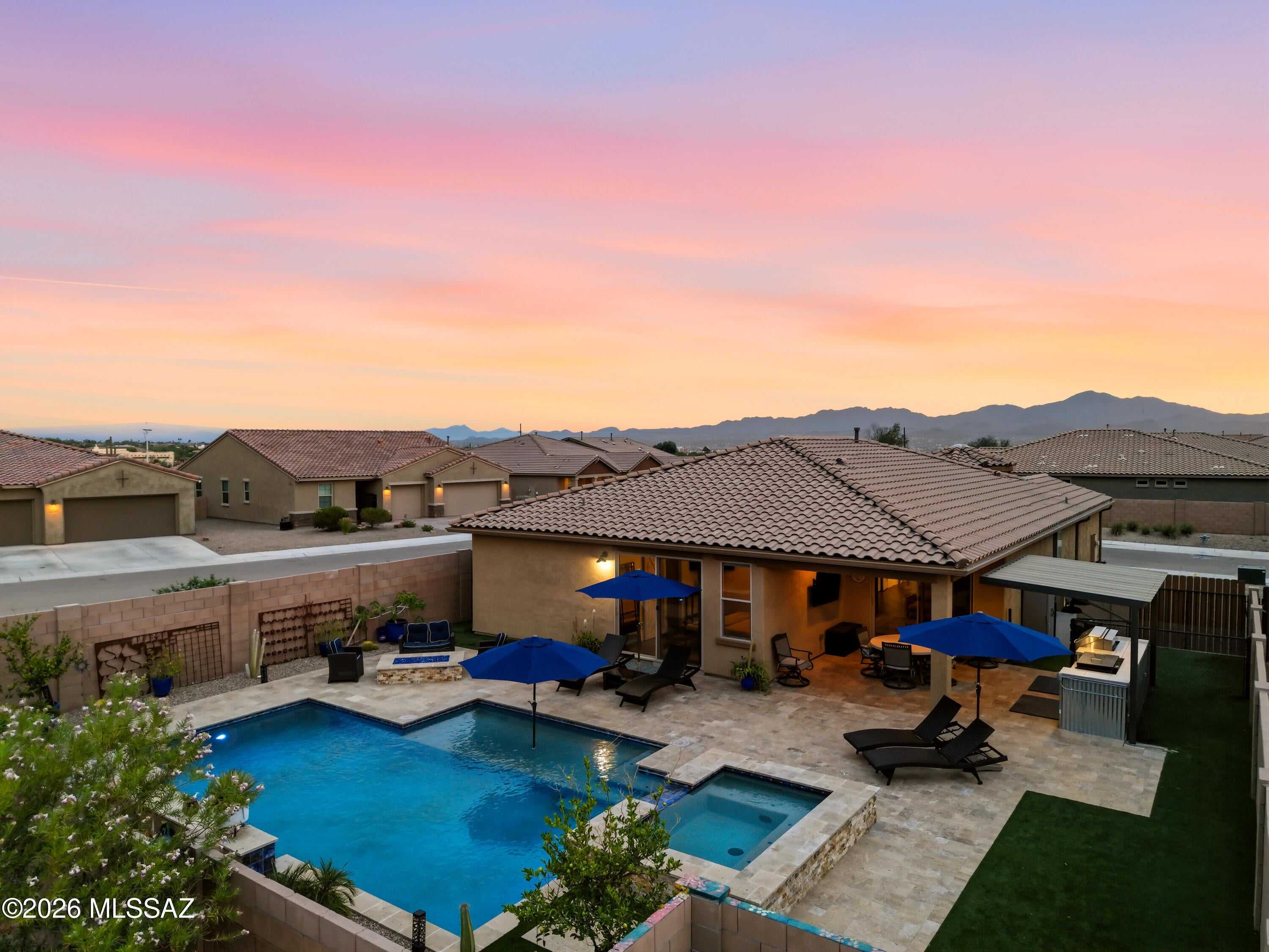 Desert Oasis At Twin Peaks - Residential