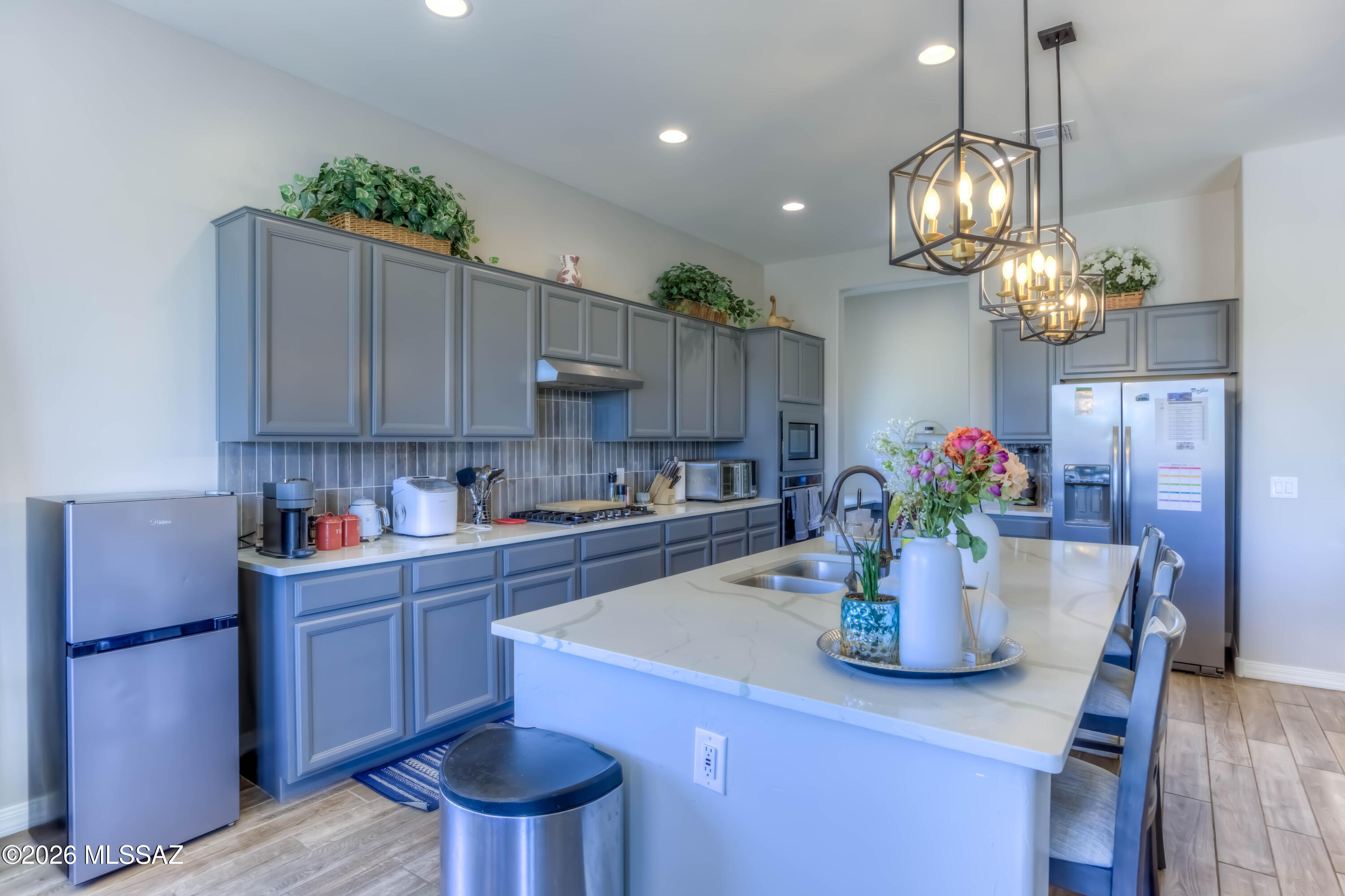Twin Peaks and Lambert Lane - Residential