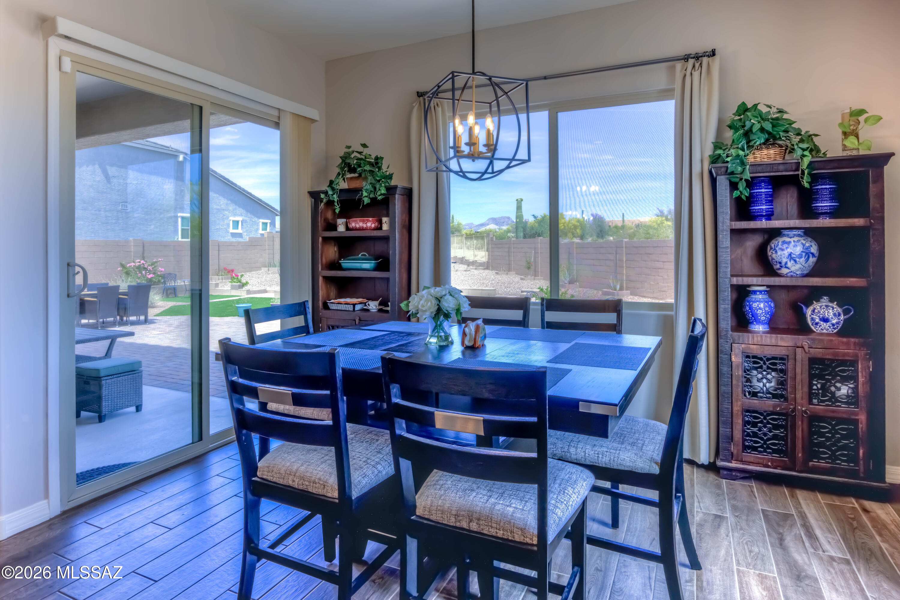 Twin Peaks and Lambert Lane - Residential