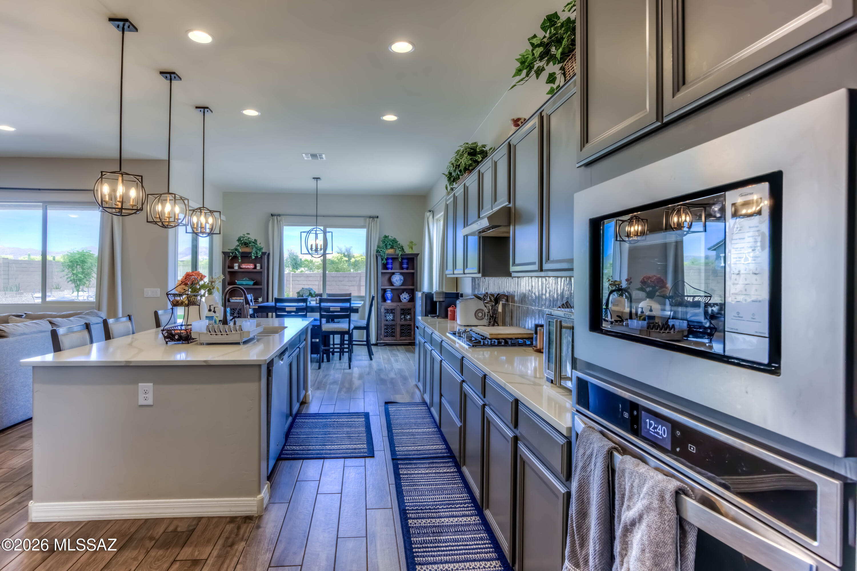 Twin Peaks and Lambert Lane - Residential