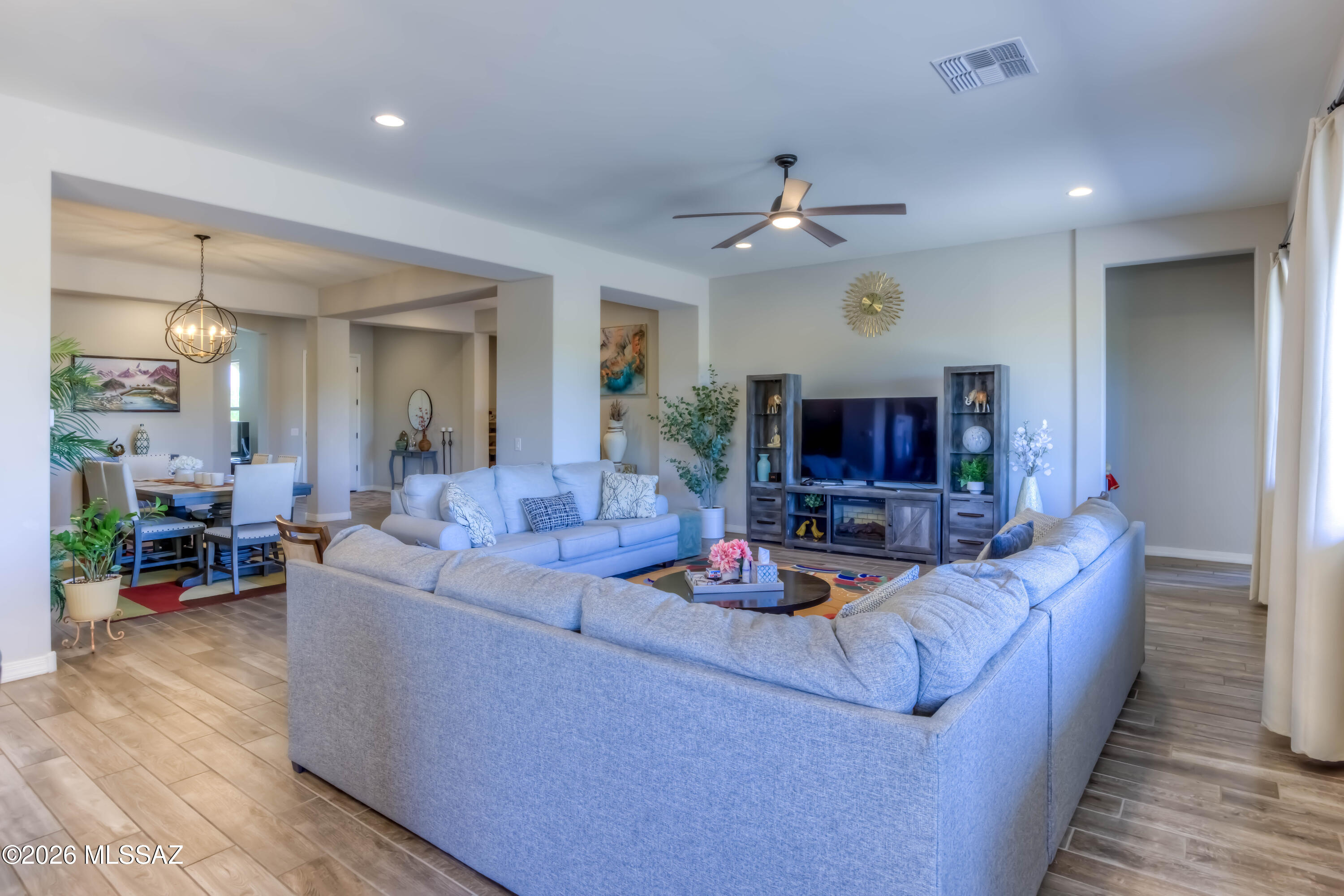 Twin Peaks and Lambert Lane - Residential