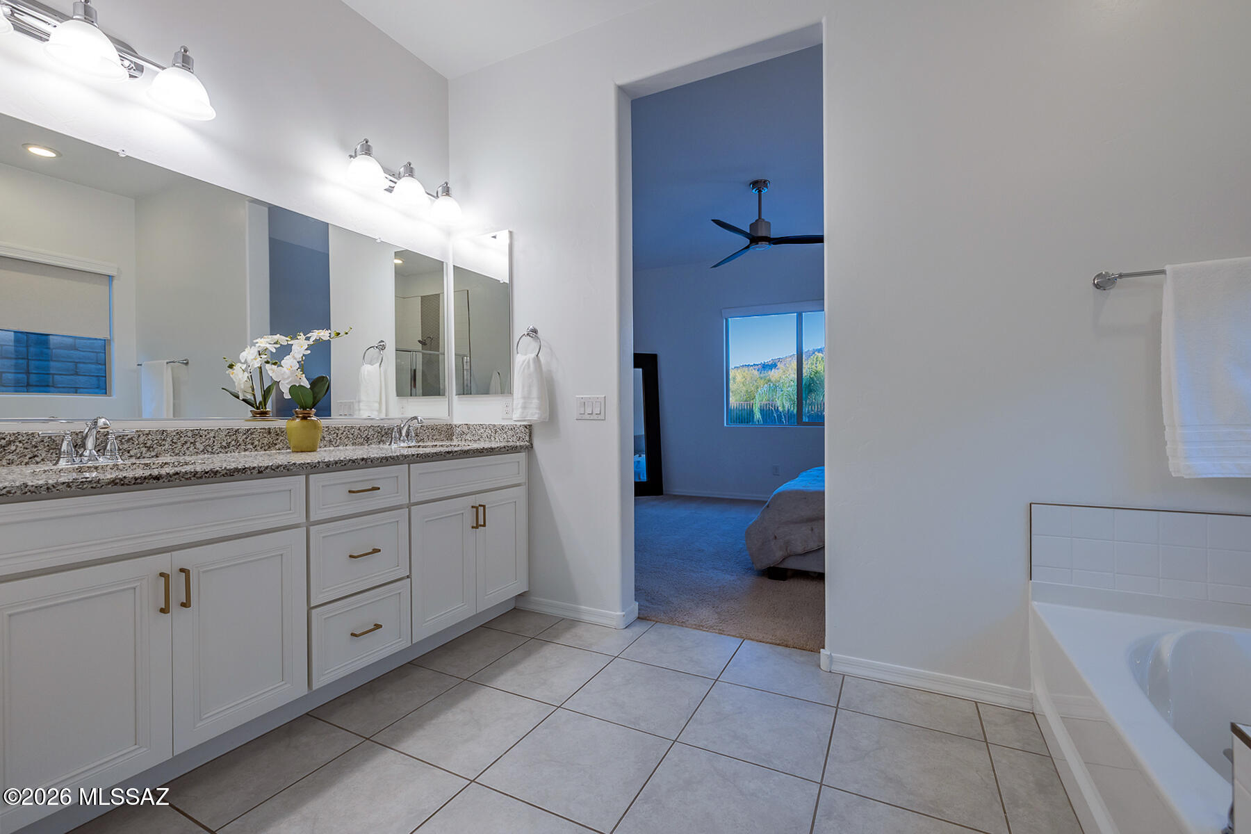 Boulder Bridge Pass II At Dove Mountain SQ20143250154 - Residential