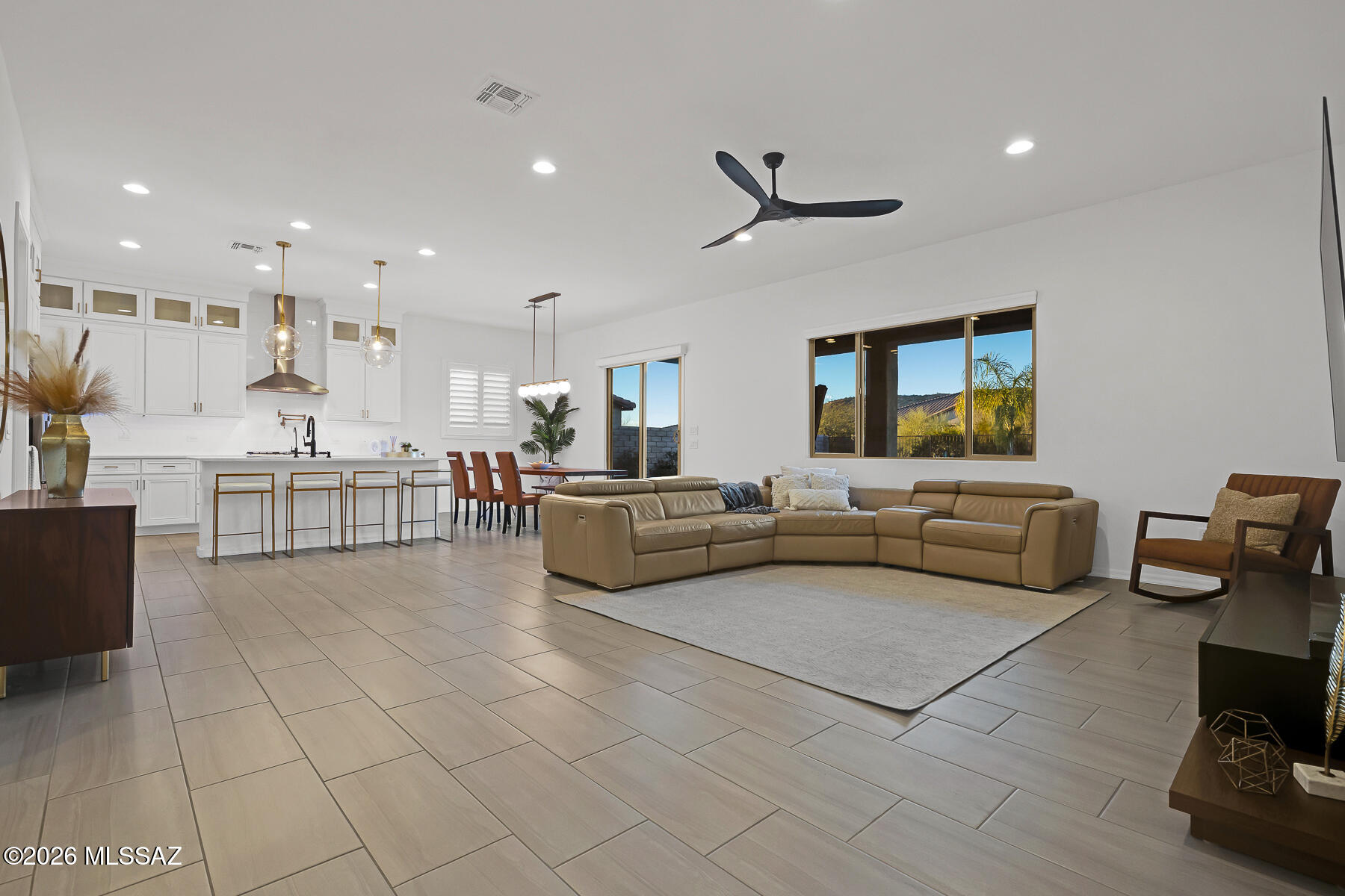 Boulder Bridge Pass II At Dove Mountain SQ20143250154 - Residential