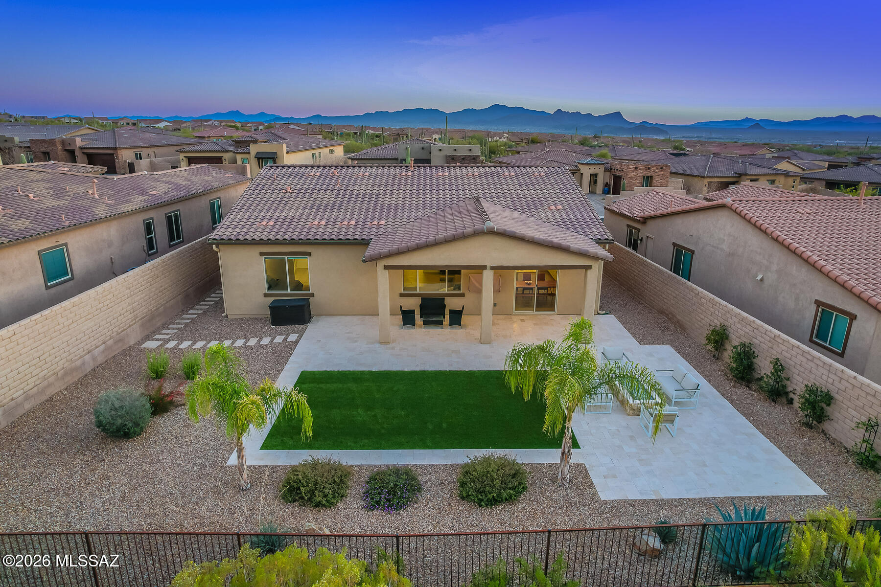 Boulder Bridge Pass II At Dove Mountain SQ20143250154 - Residential