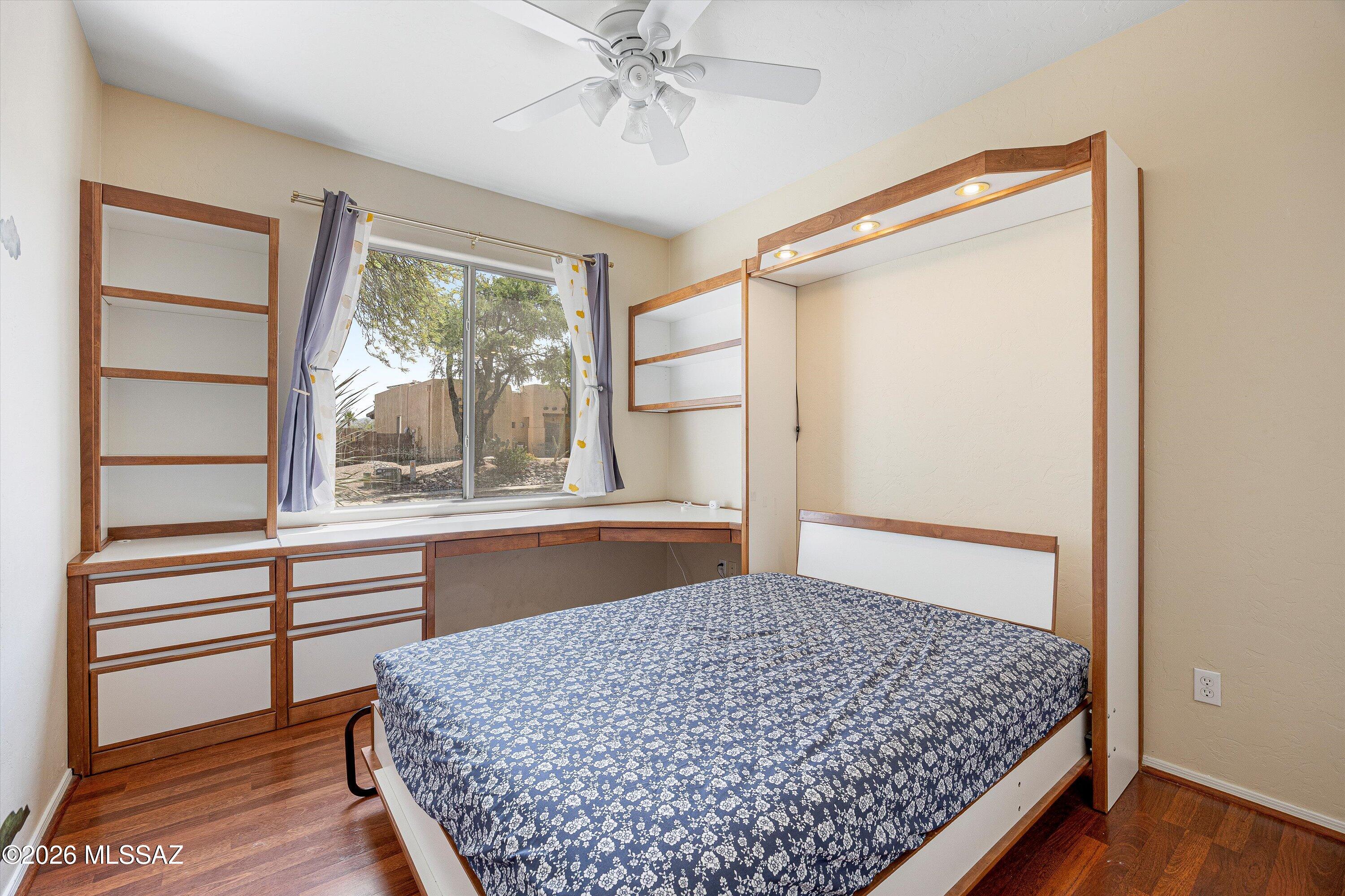 Marquette Place (1-44) - Residential