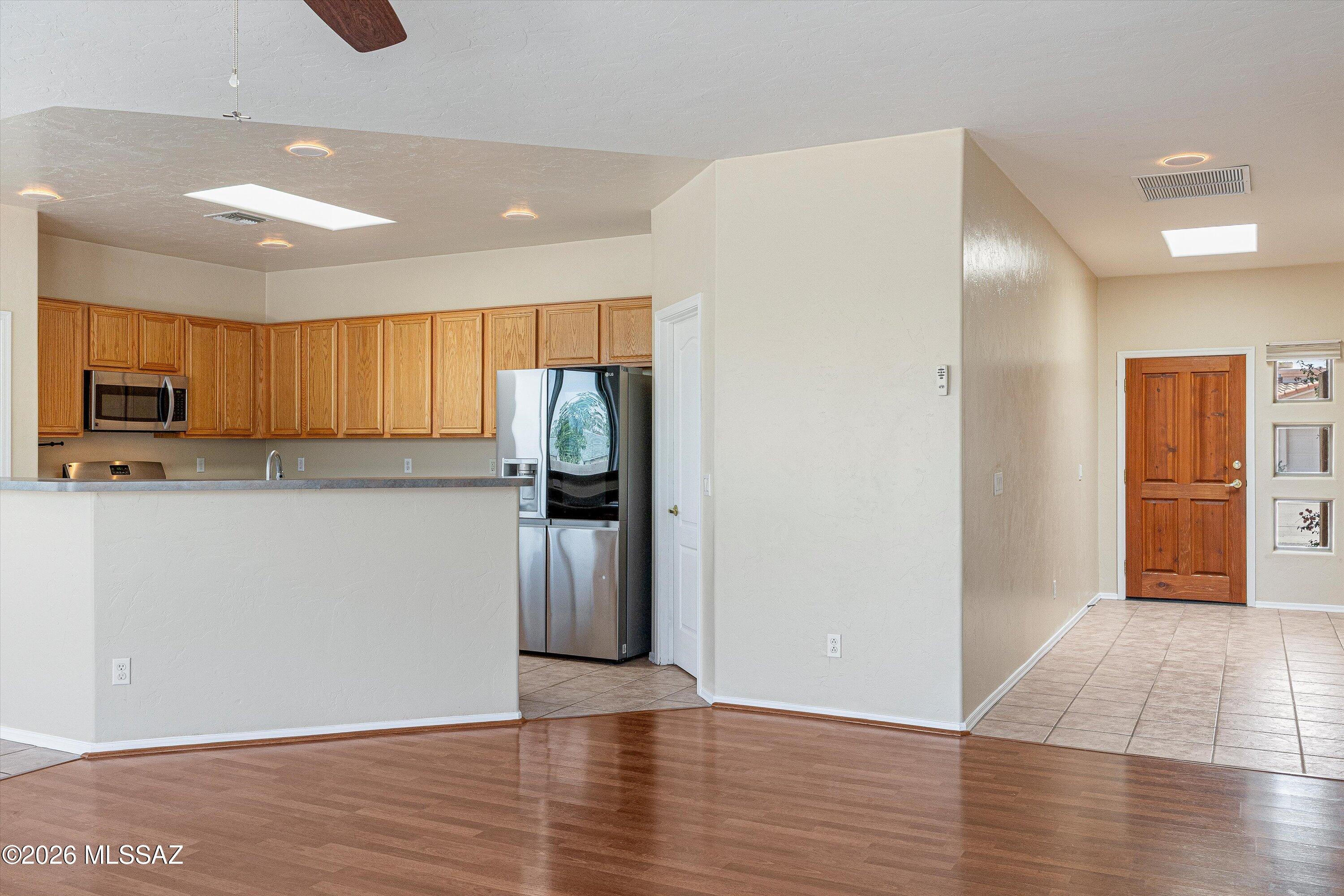 Marquette Place (1-44) - Residential