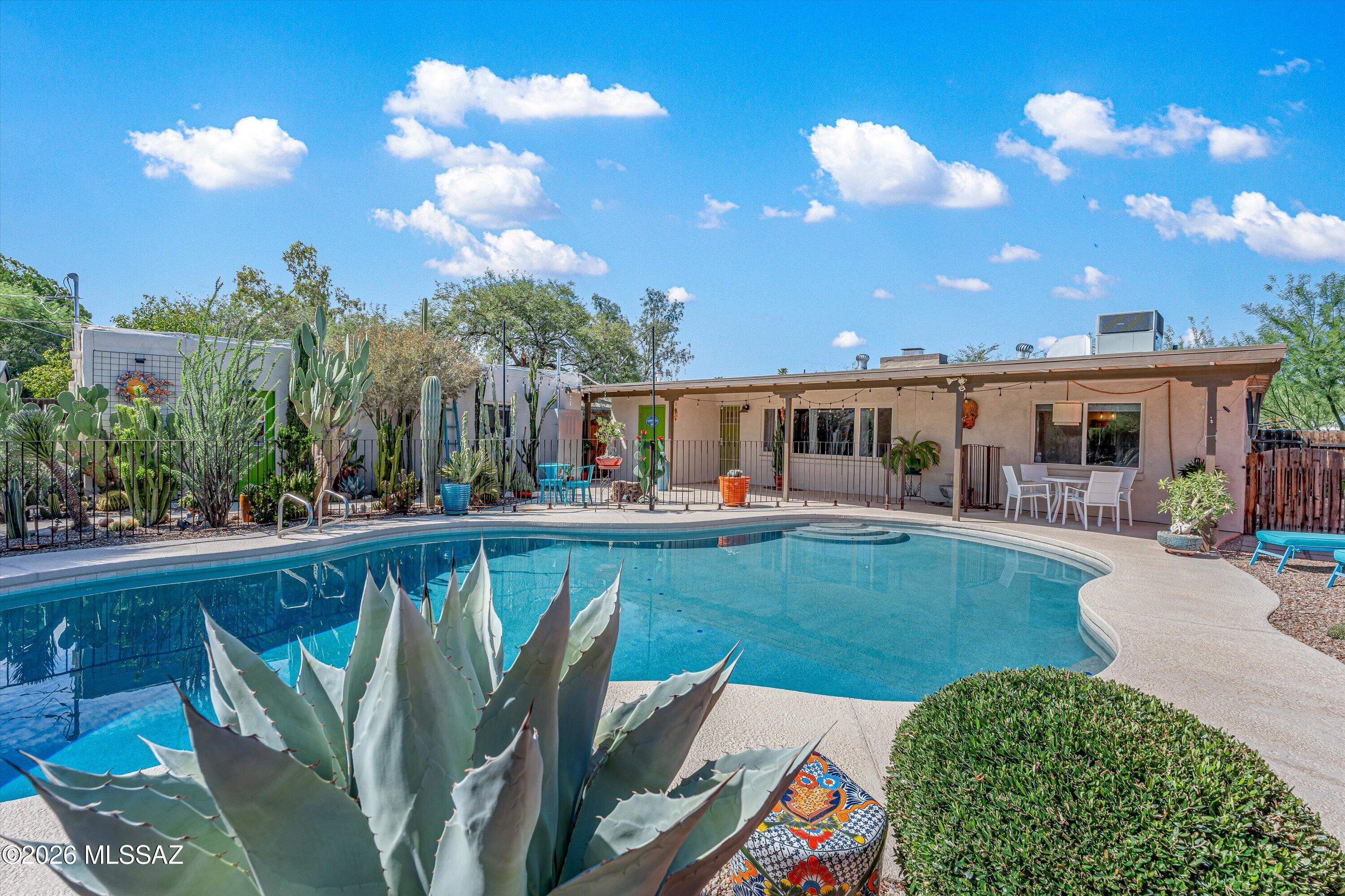 Loretta Heights - Residential
