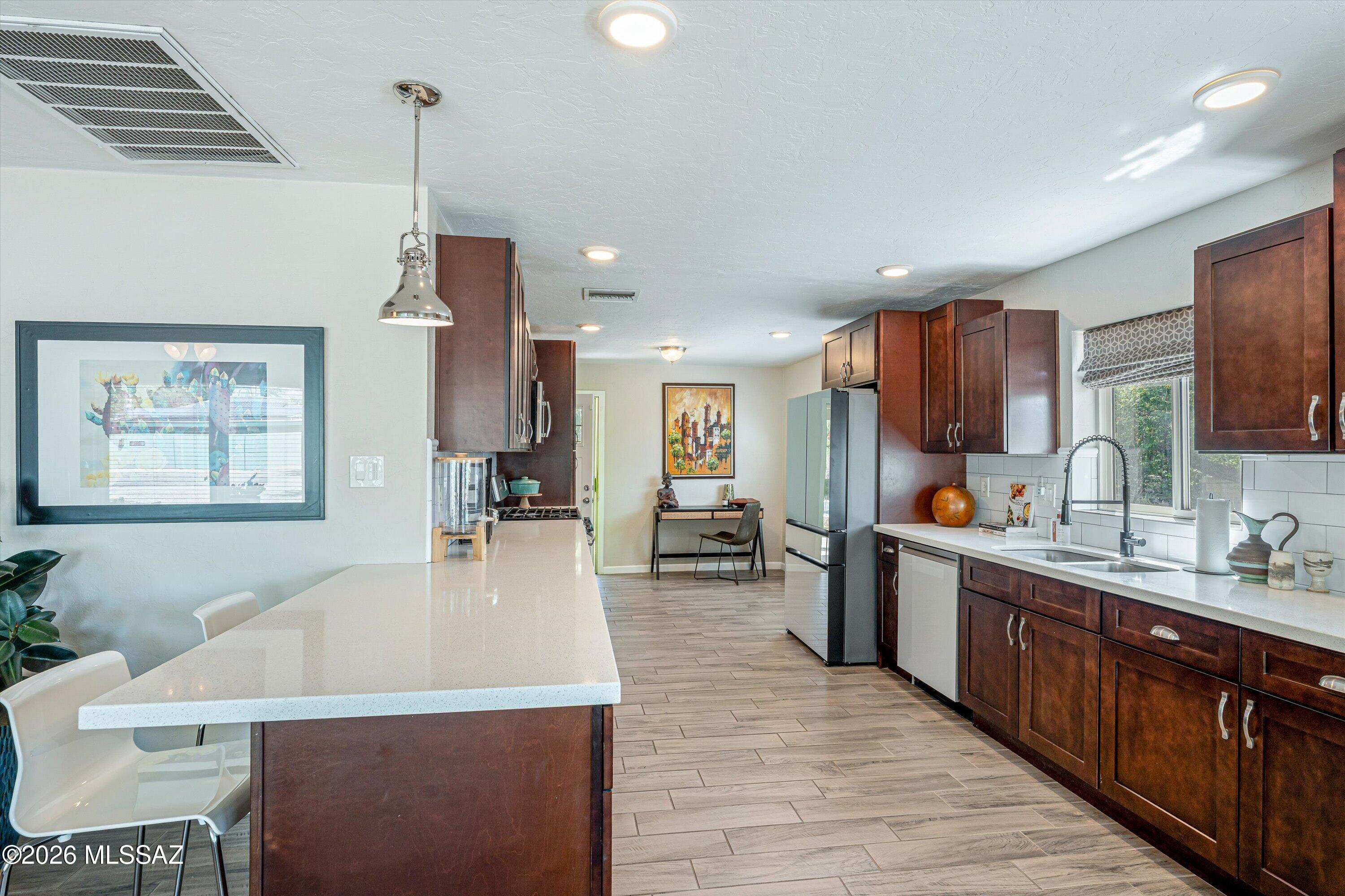 Loretta Heights - Residential