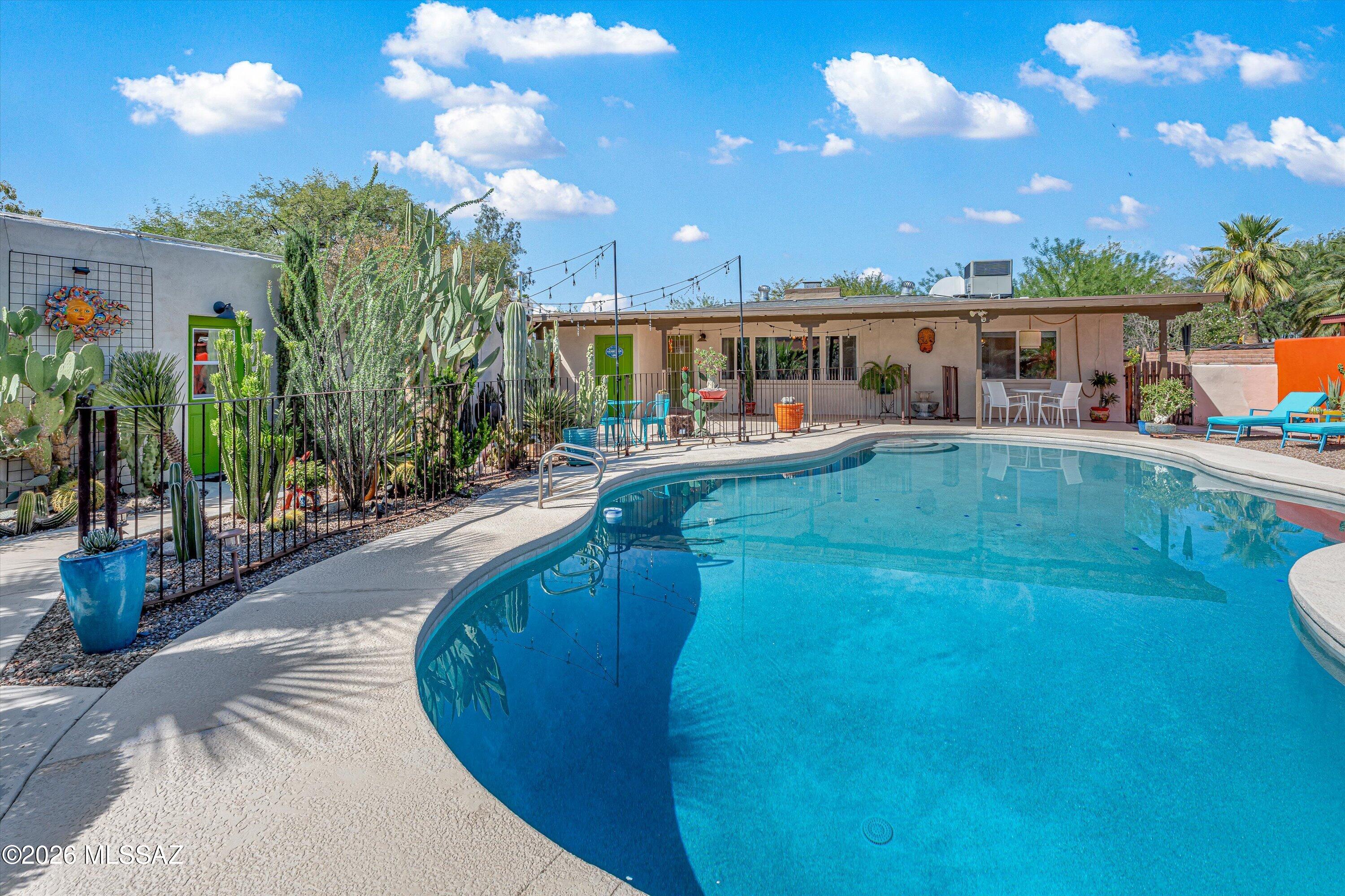 Loretta Heights - Residential