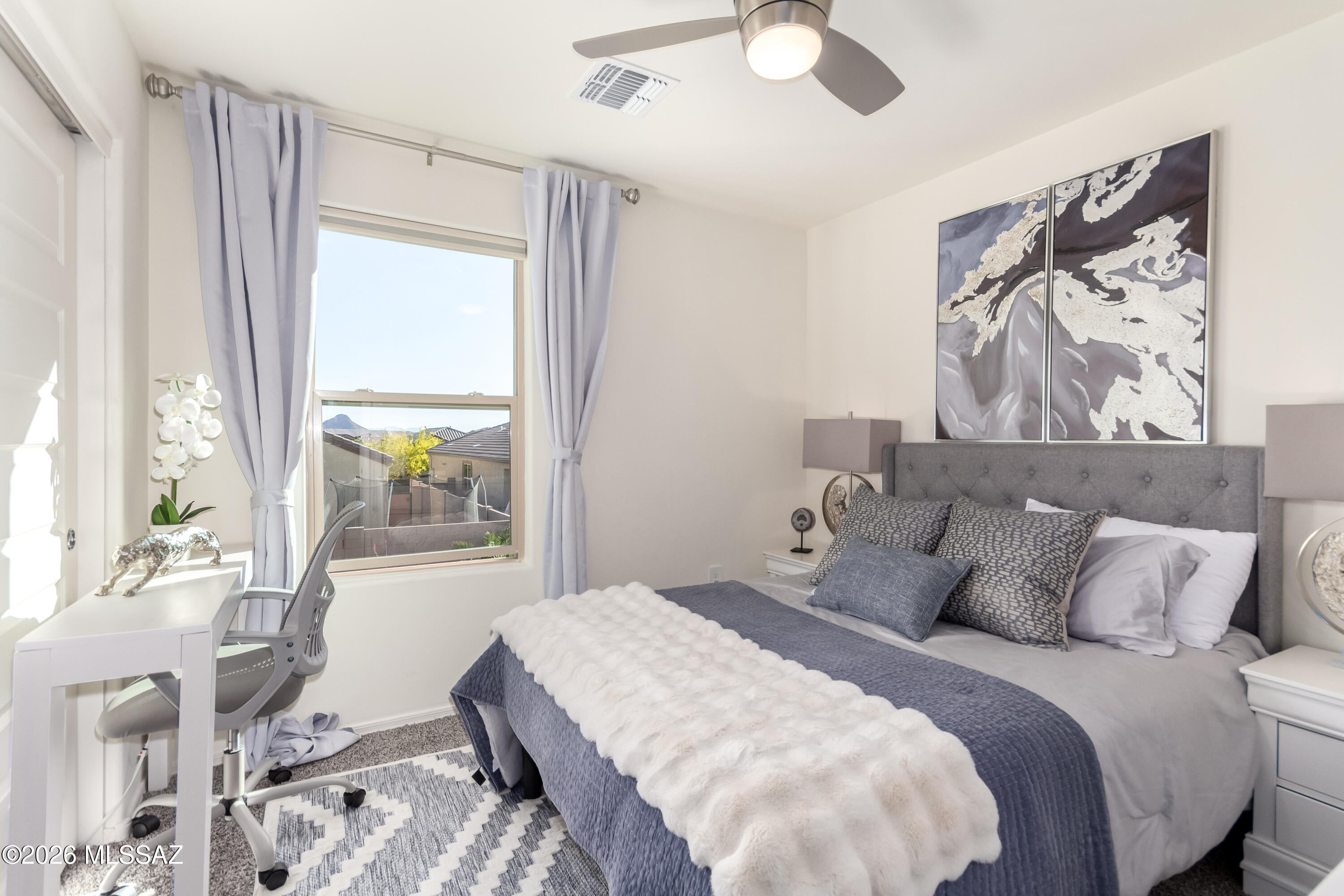 Saguaro Bloom SQ20180540069 - Residential
