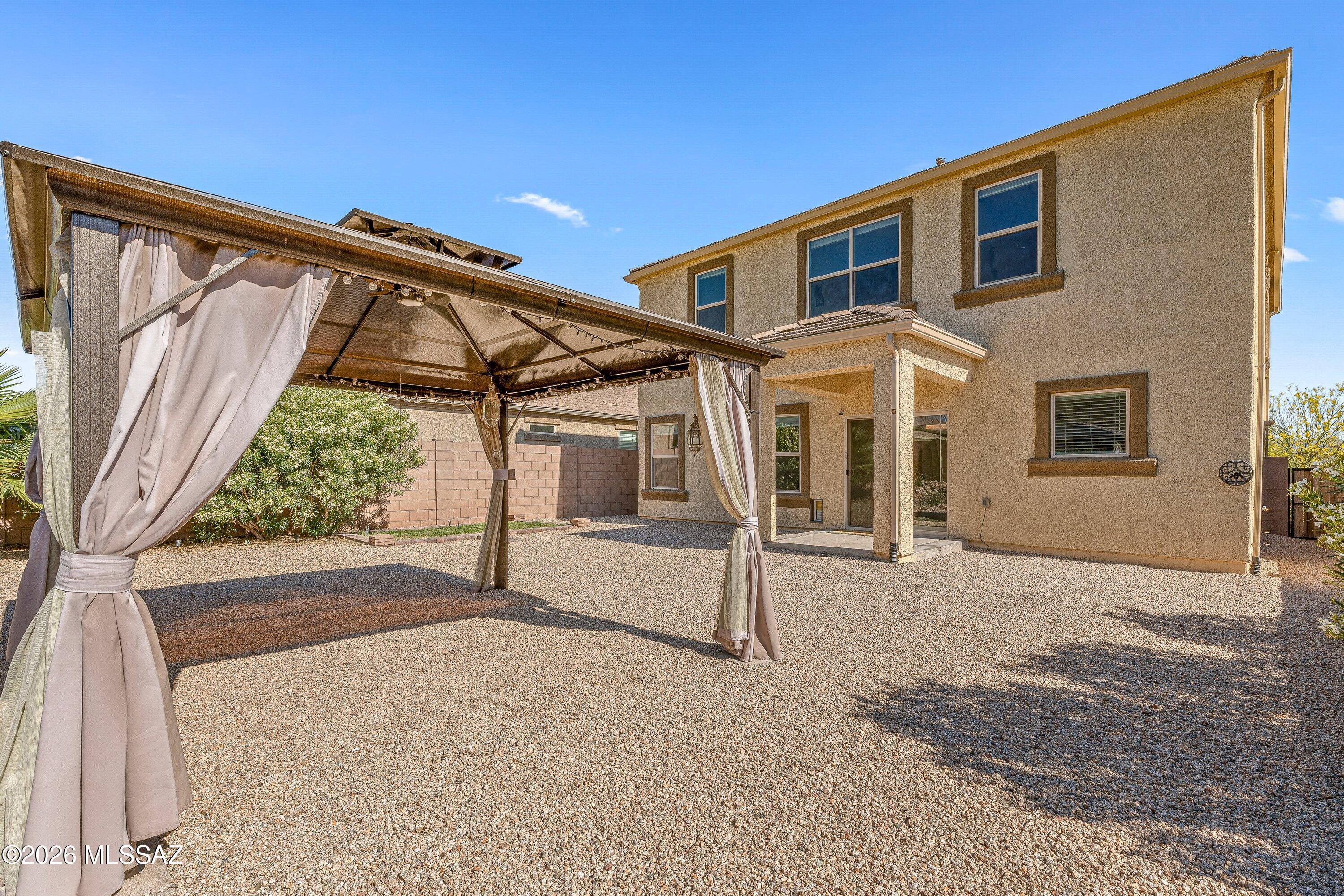 Saguaro Bloom SQ20180540069 - Residential